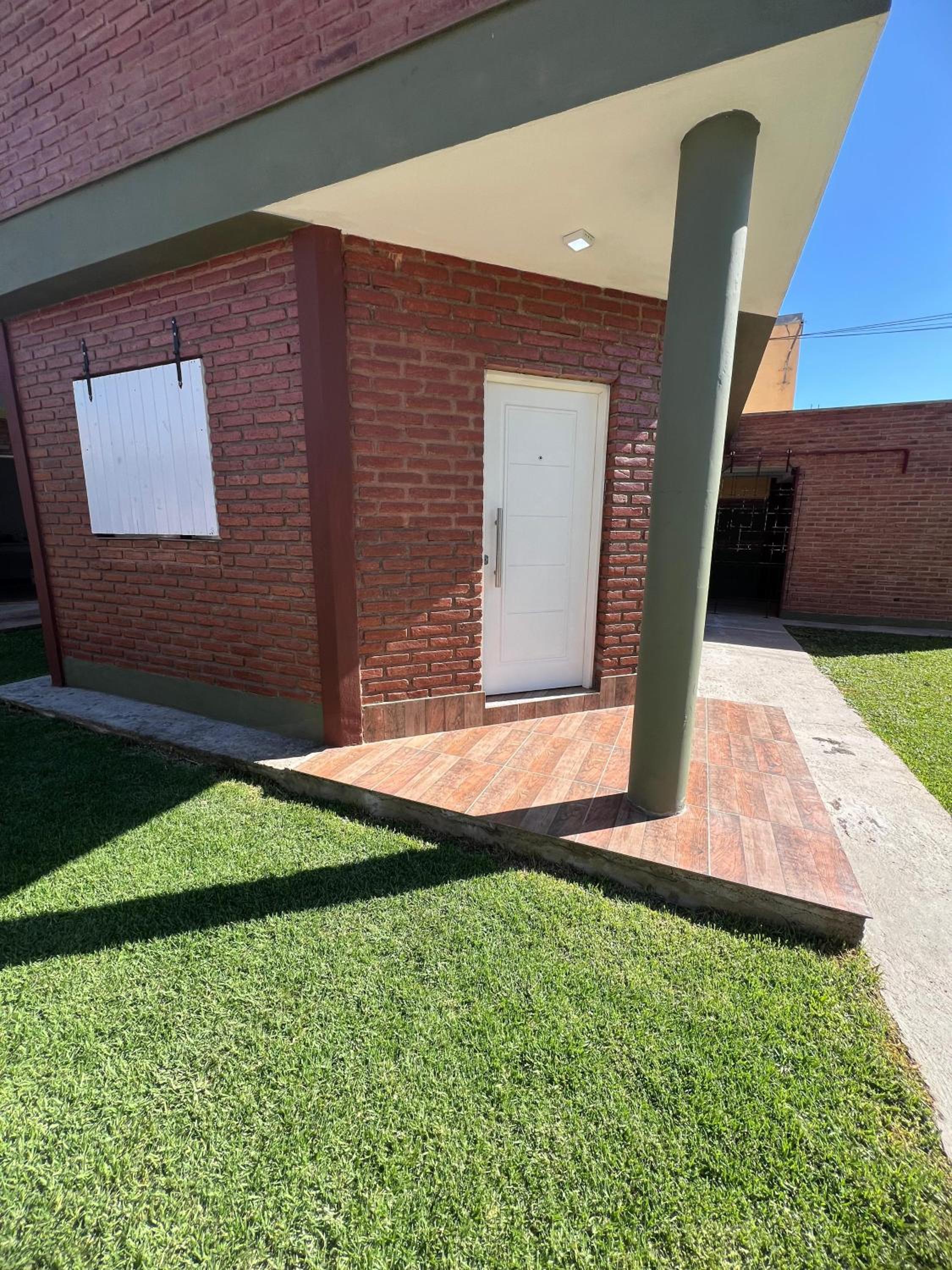 One-Bedroom House photo 2