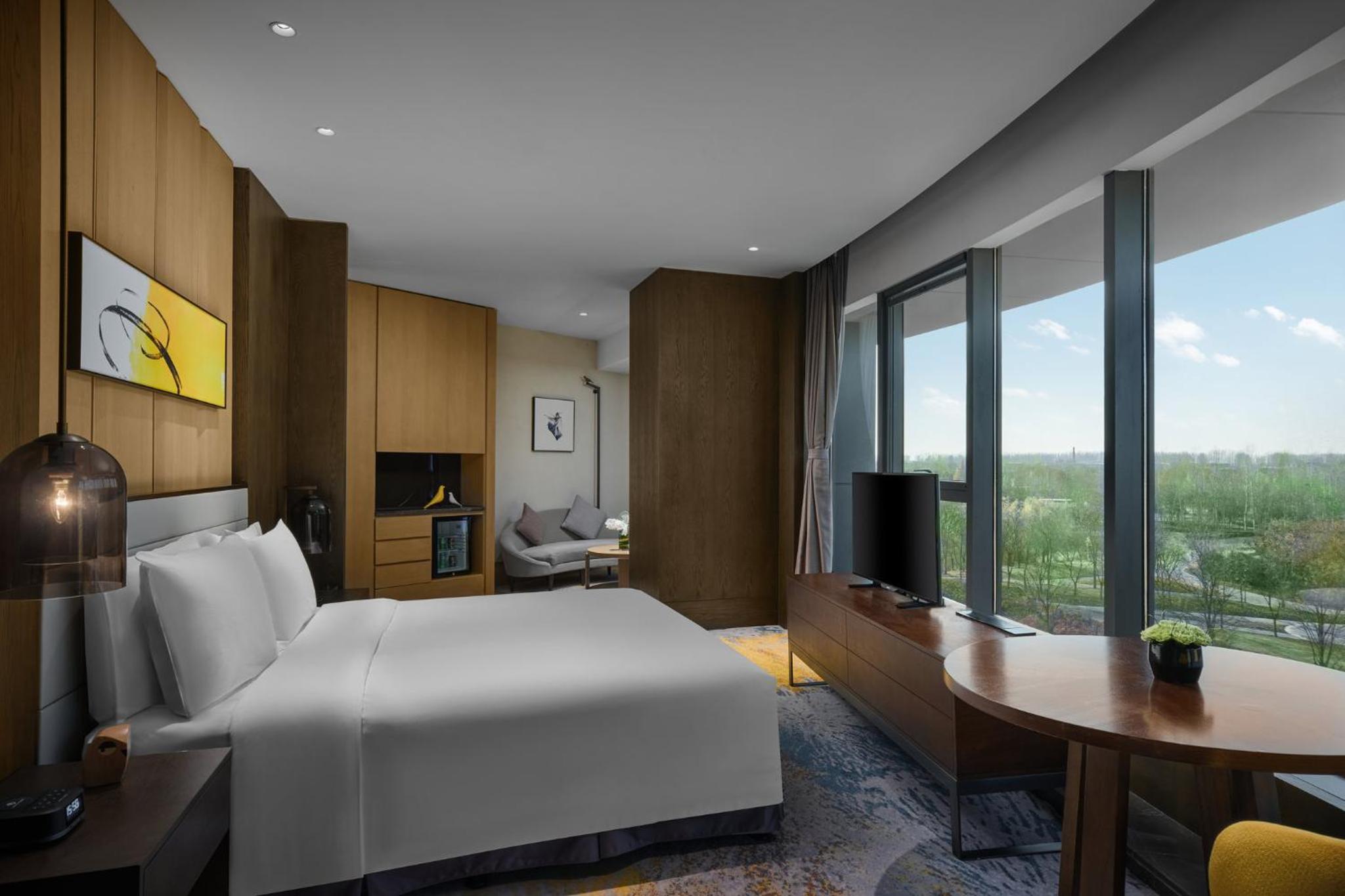 One-Bedroom Suite