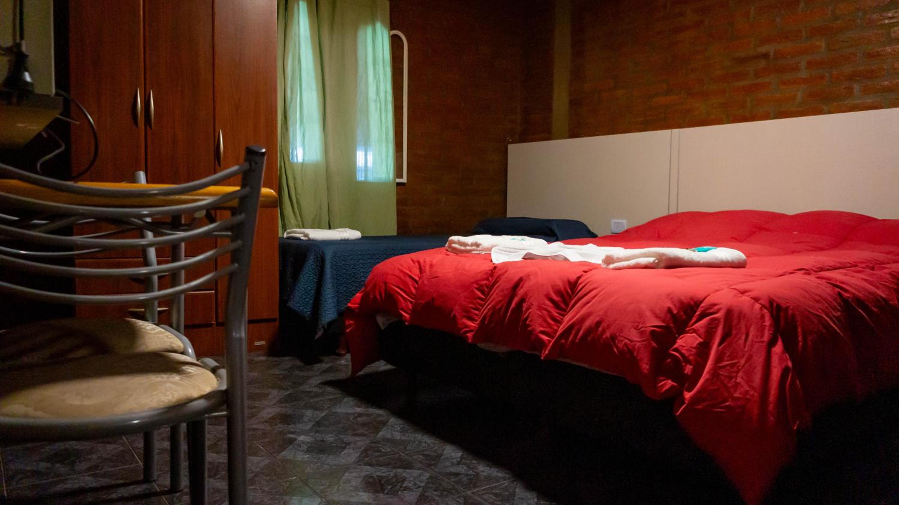 Quadruple Room with Private Bathroom photo 3