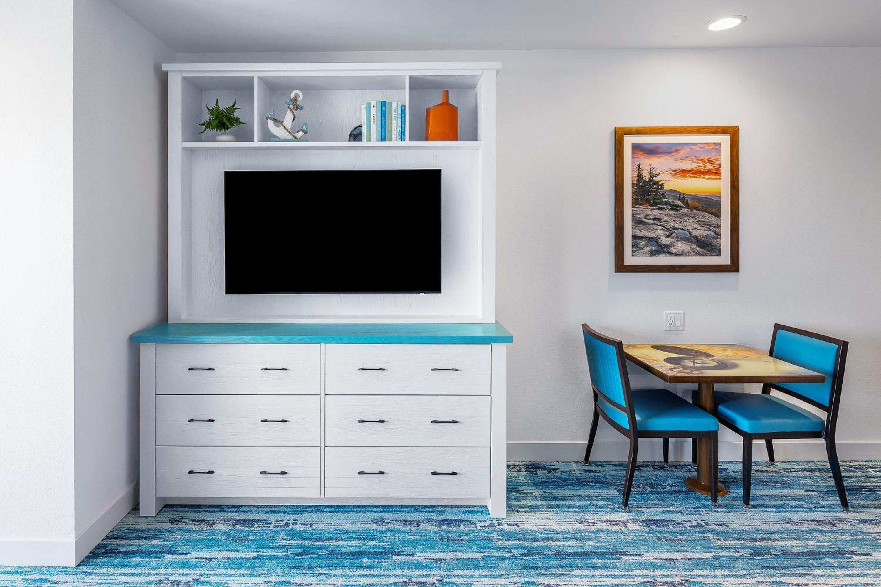 King ADA Junior Suite - Photo 3
