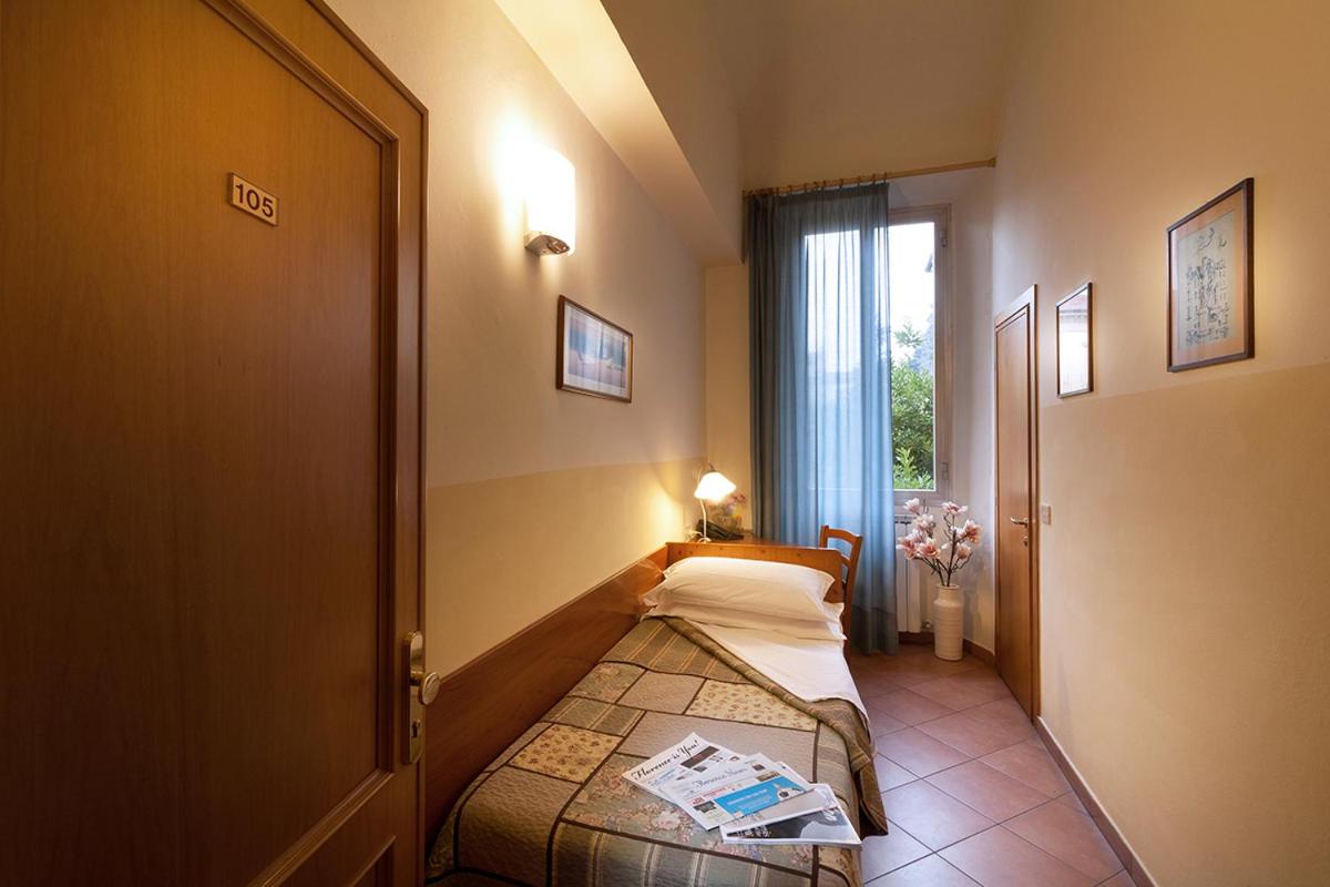 Single Room with Private External Bathroom