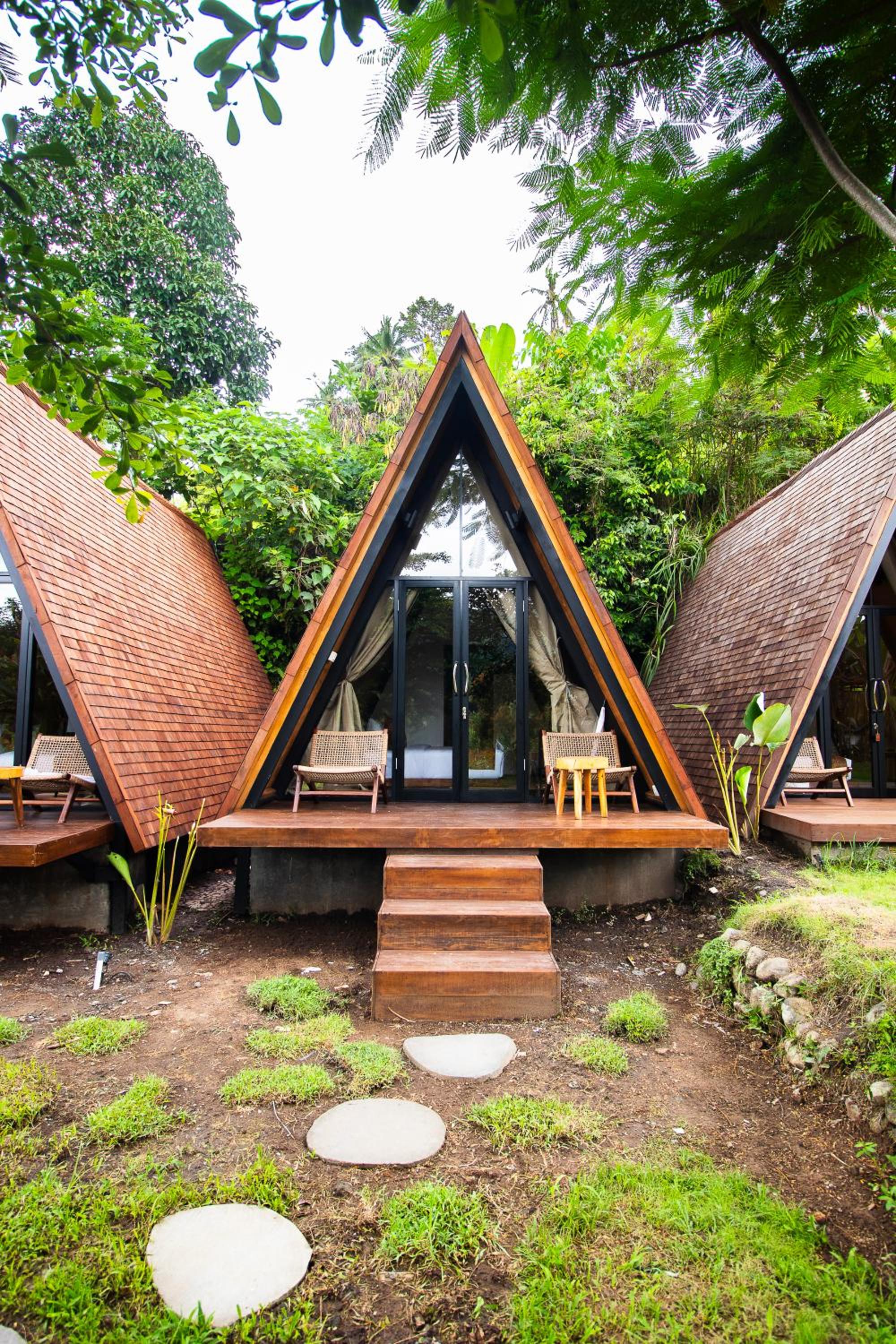 Deluxe Glamping Cabin - Photo 6