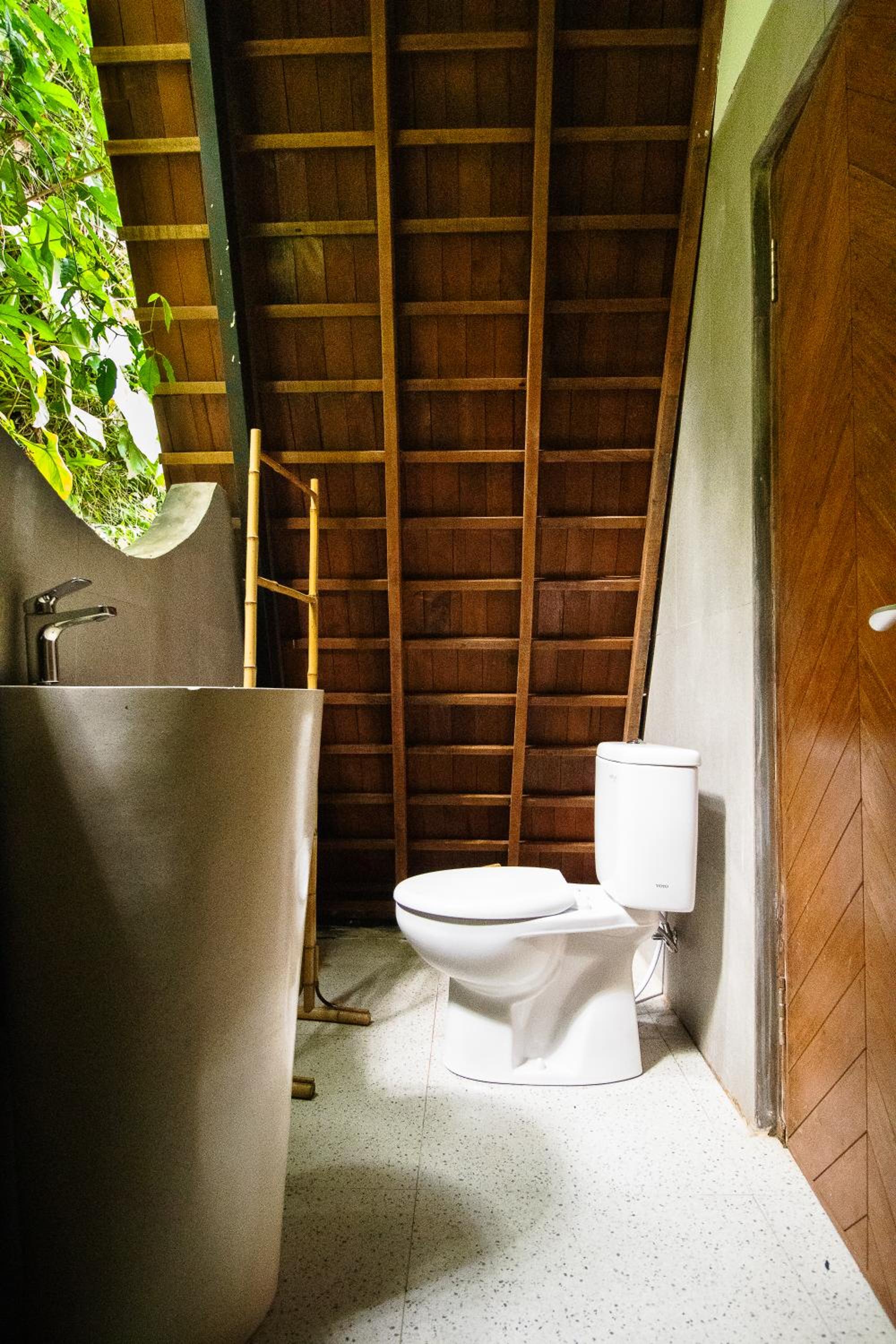 Deluxe Glamping Cabin - Photo 8