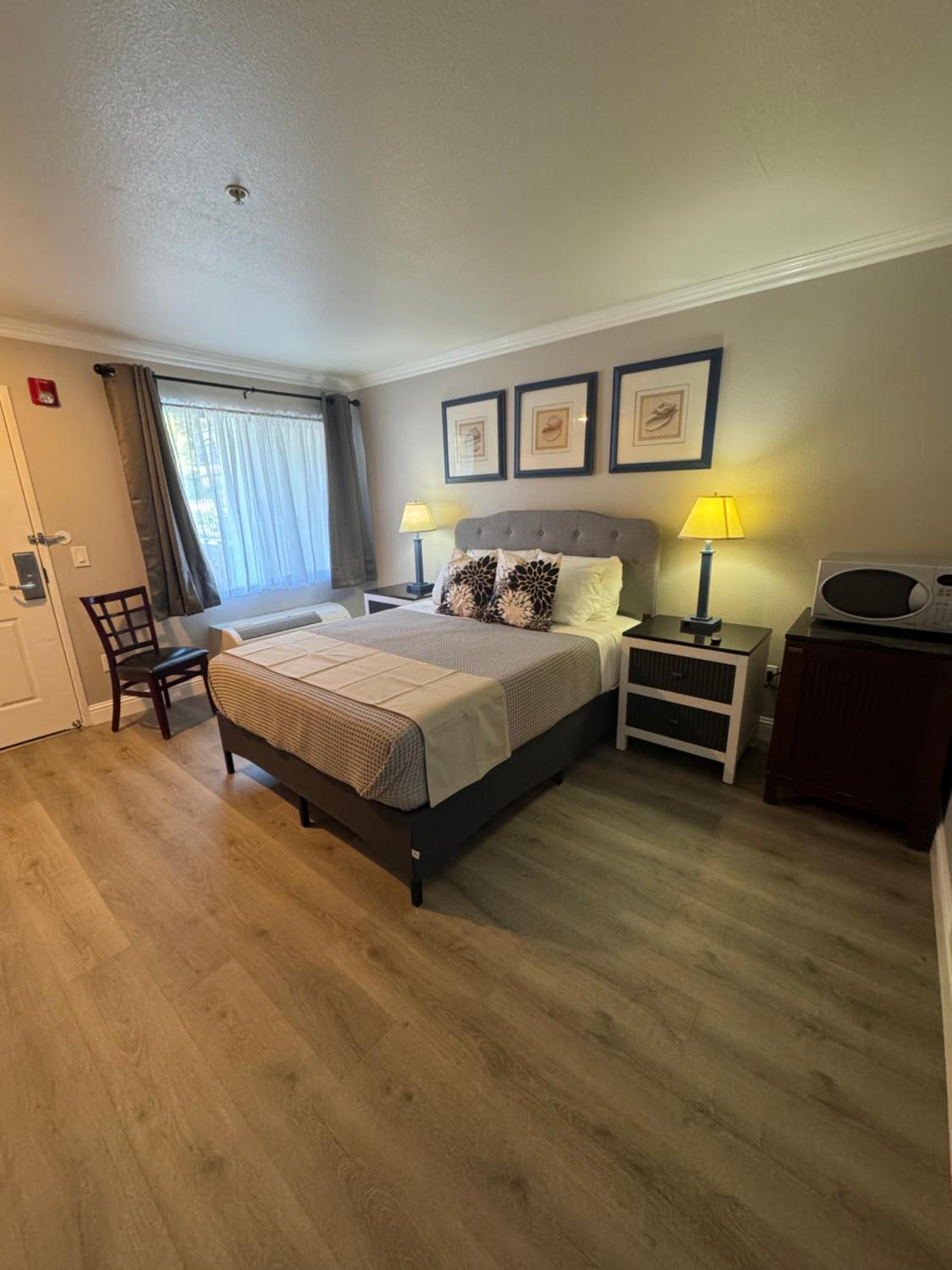 Queen Room