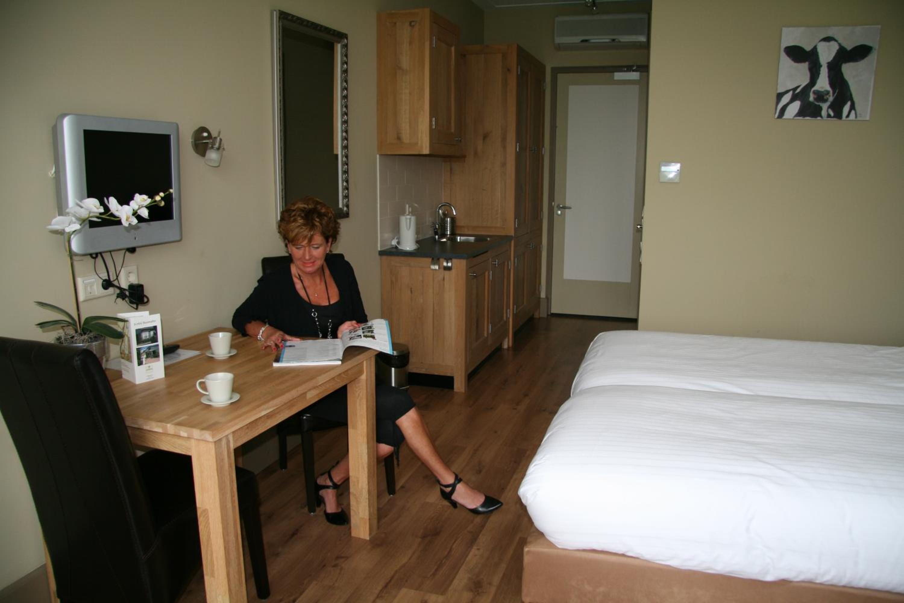 Double Room - Photo 6