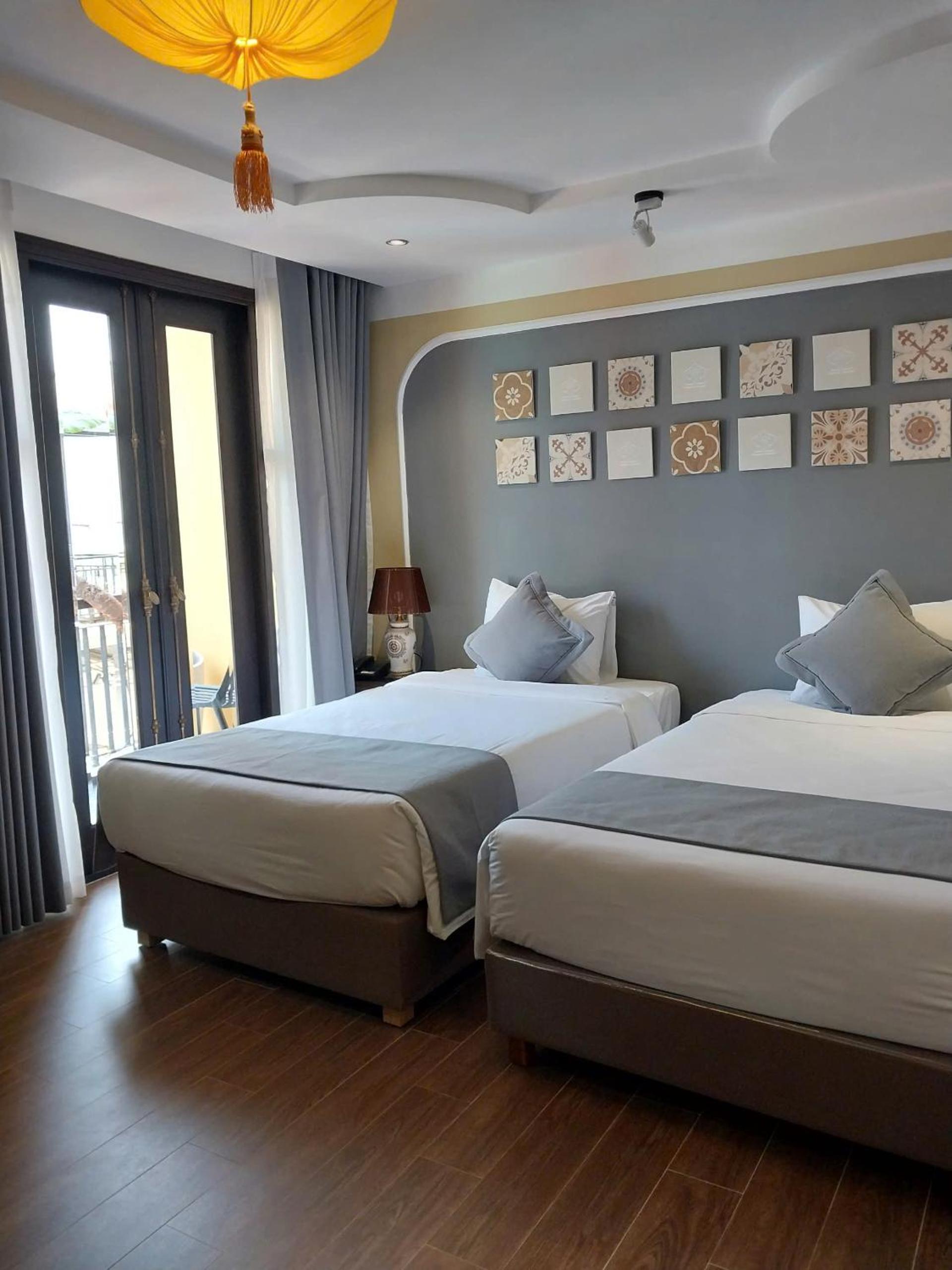 Deluxe Twin Room - Photo 2