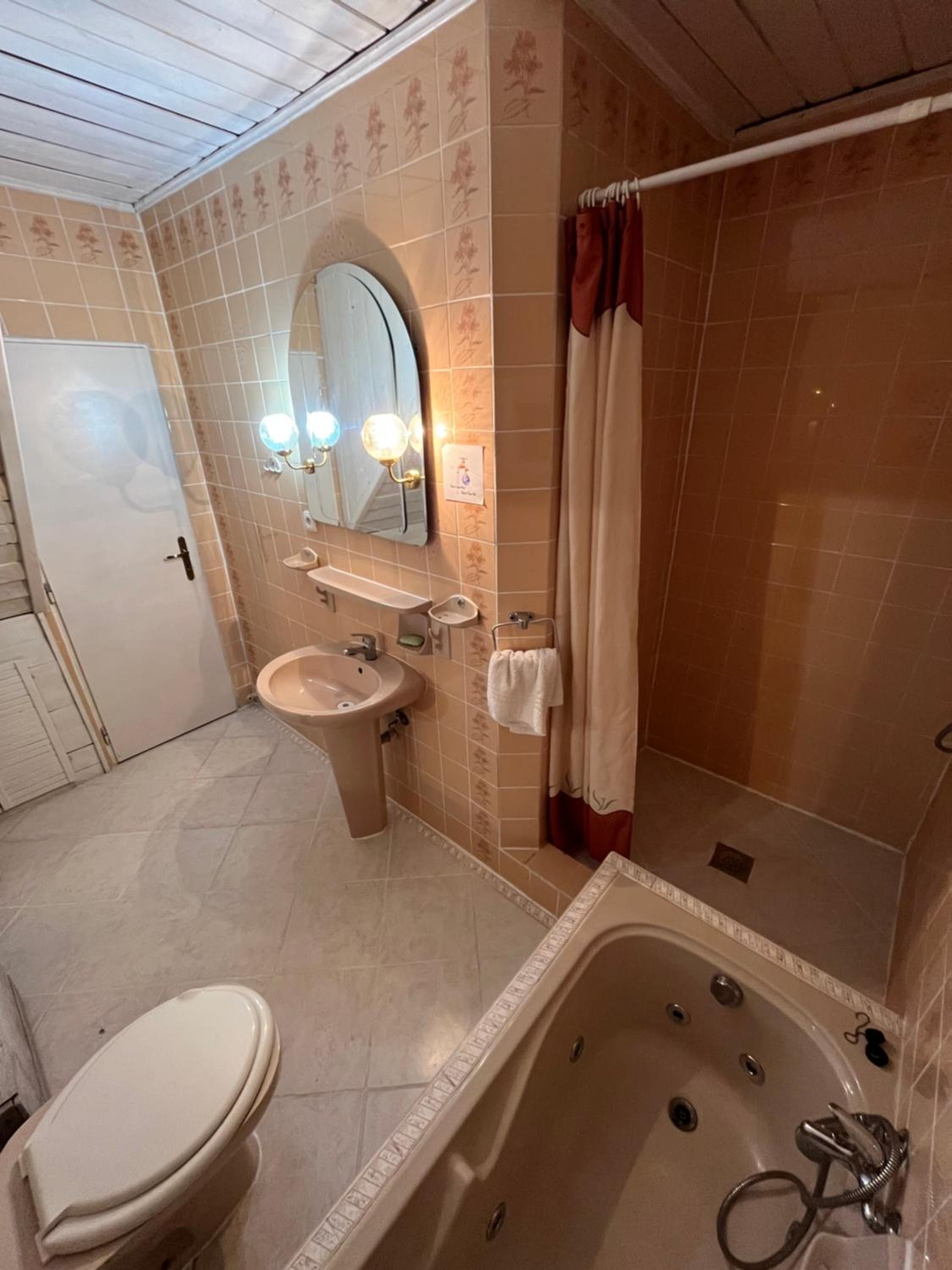 Classic Quadruple Room