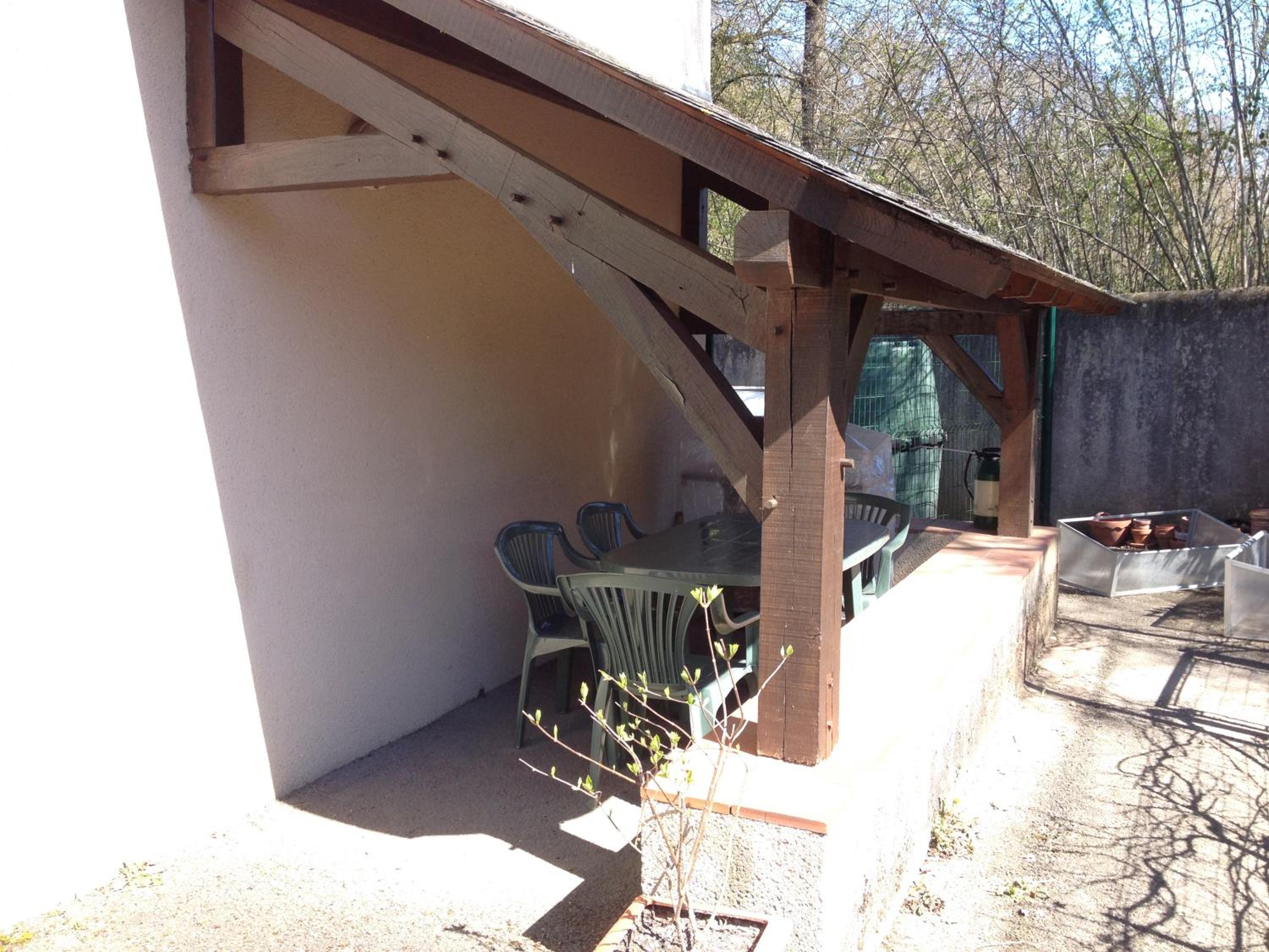 Three-Bedroom House photo 1
