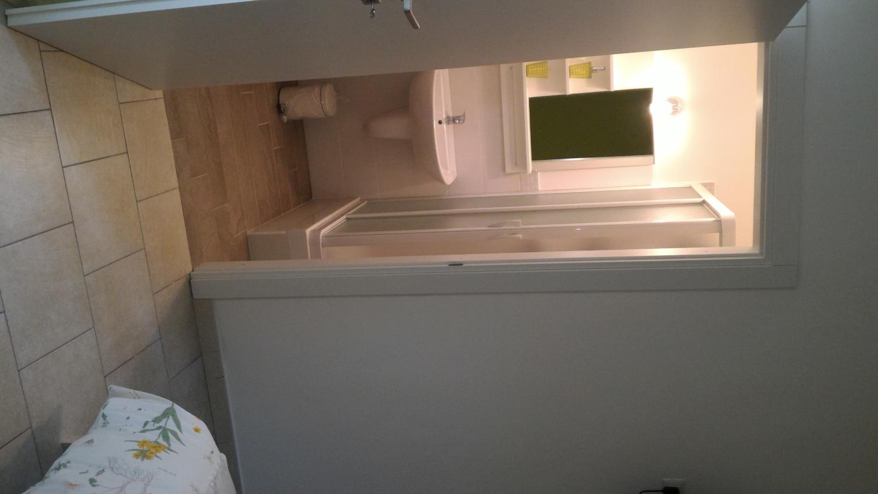 Triple Room with Private Bathroom photo 2