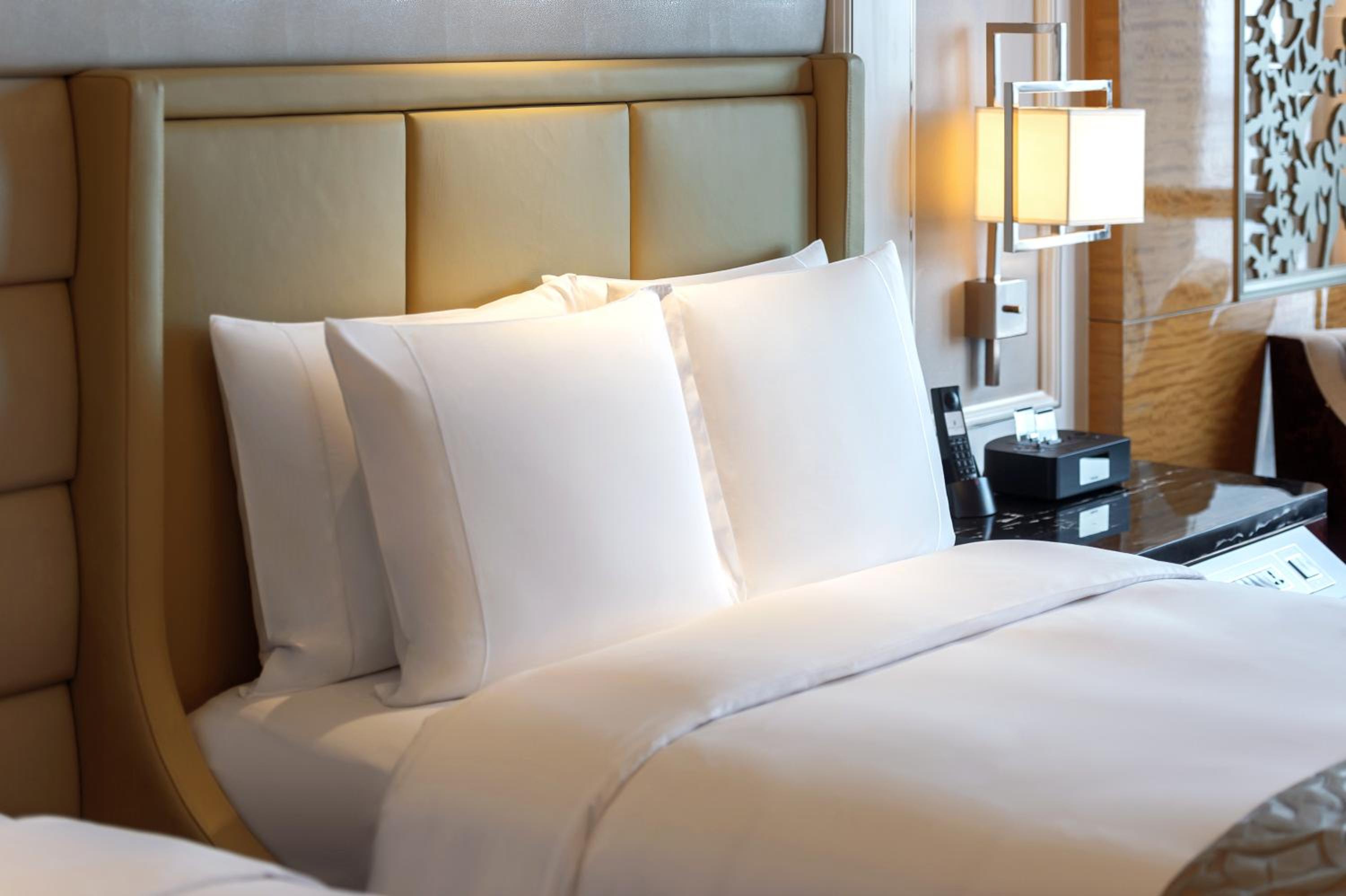 2 Double Beds, Square View, Club Lounge Access, Guest Room
