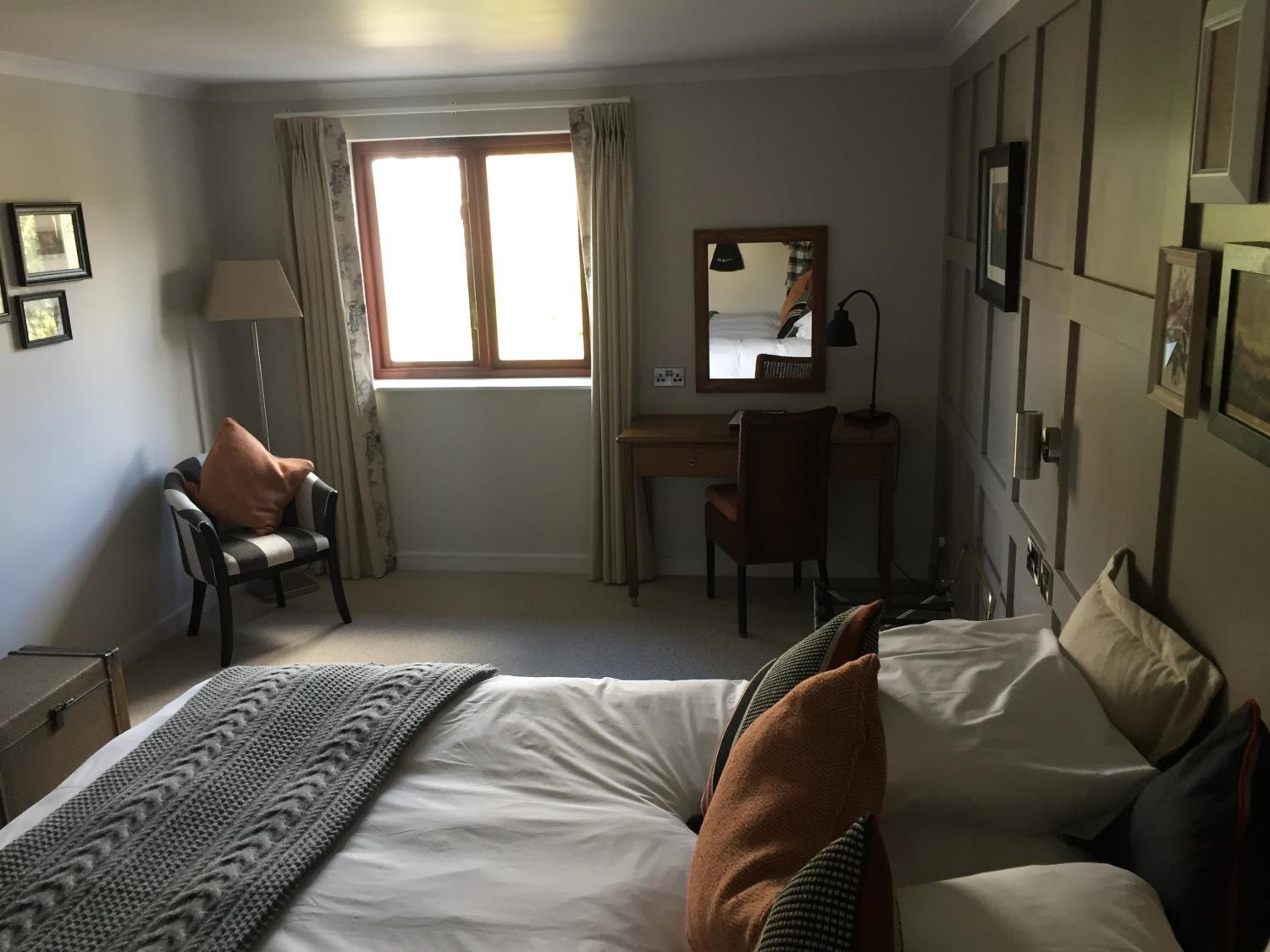 Classic Double Room - Photo 10