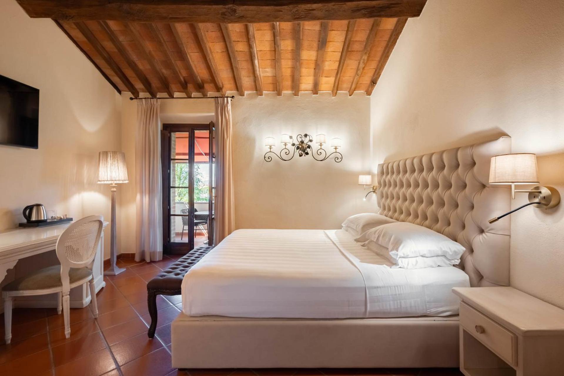 Double Room with Balcony (3 Adults)