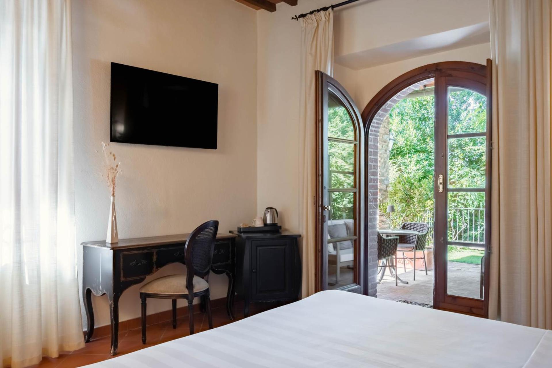 King Room with Garden View