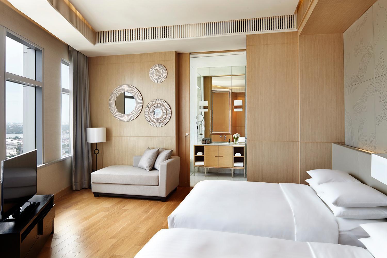 Two-Bedroom Presidential Suite - High Floor/Executive Lounge Access