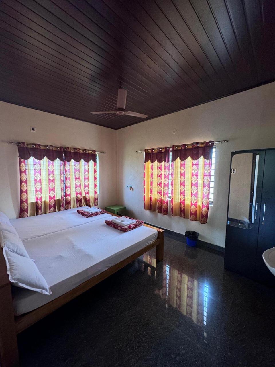 Economy Quadruple Room