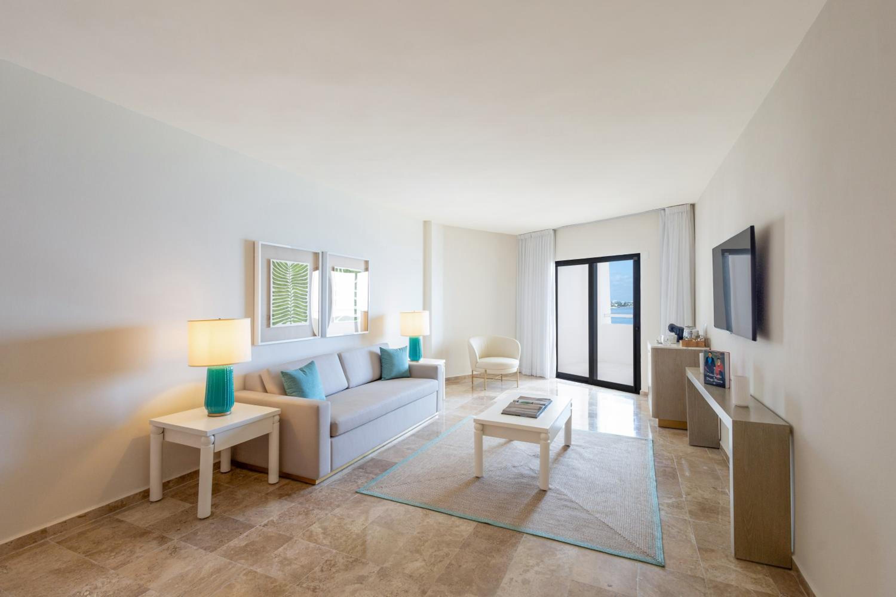 The Level Grand Suite With Balcony
