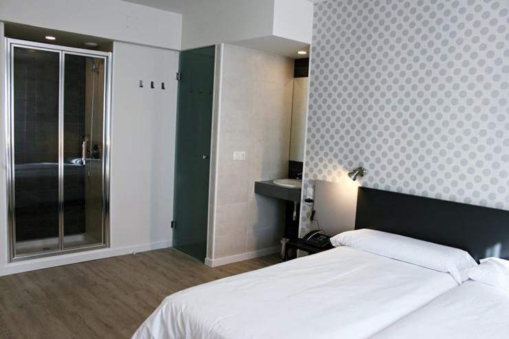 Standard Quadruple Room photo 3