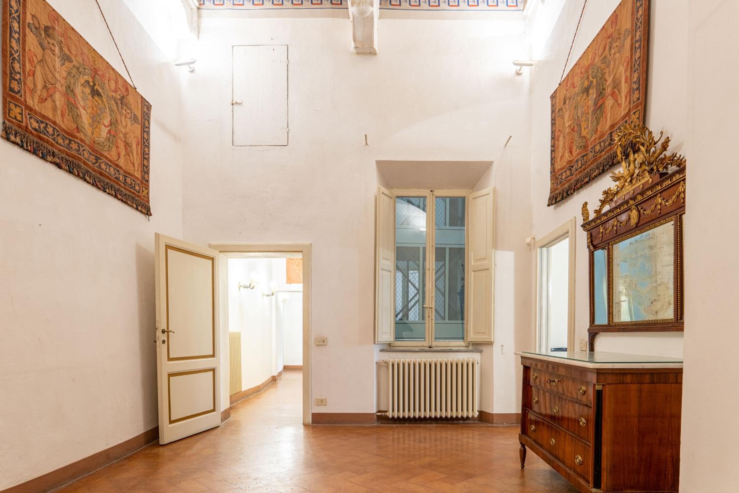 Three-Bedroom Deluxe Apartment