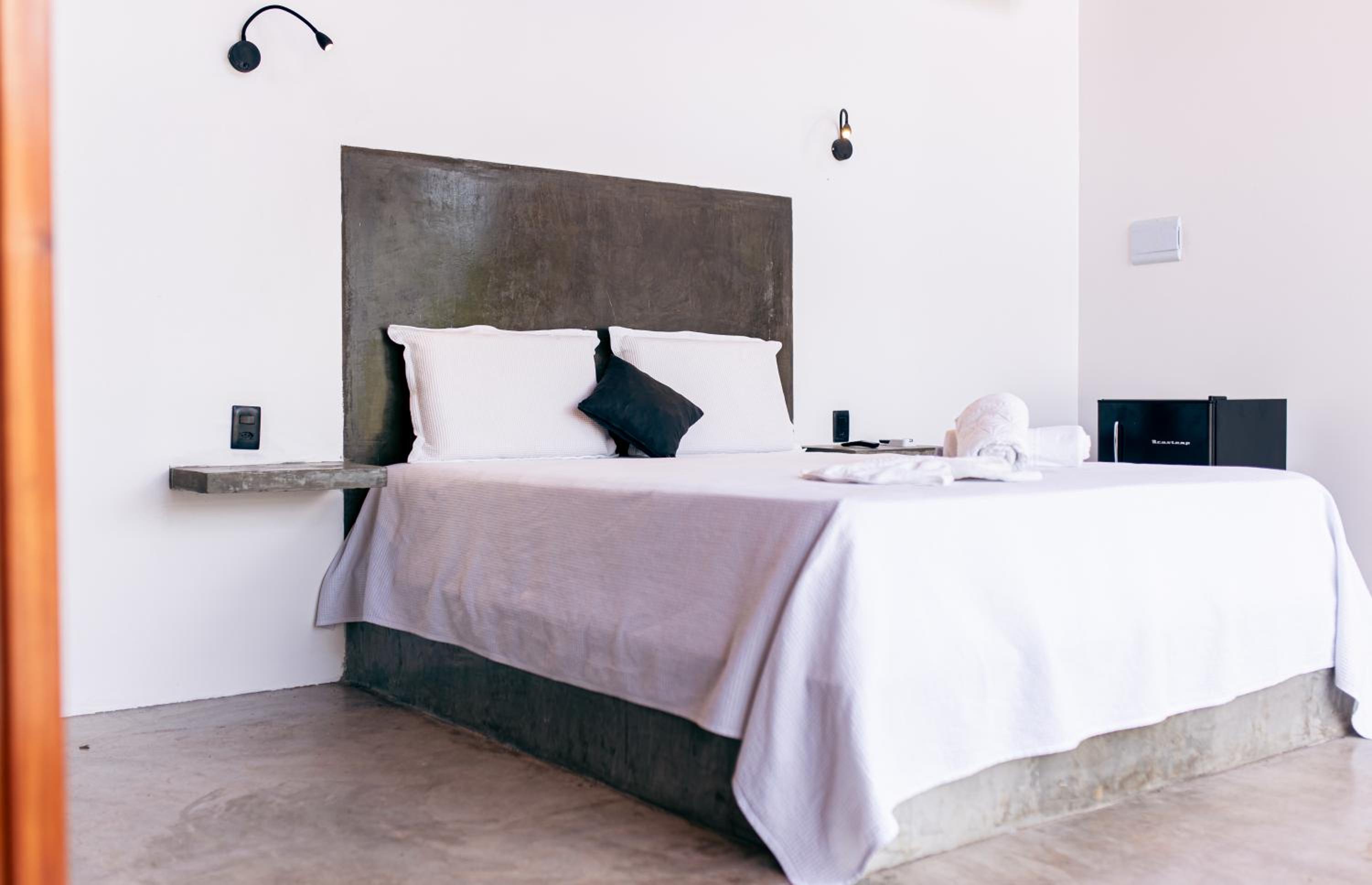 Deluxe Suite with Spa Bath photo 2
