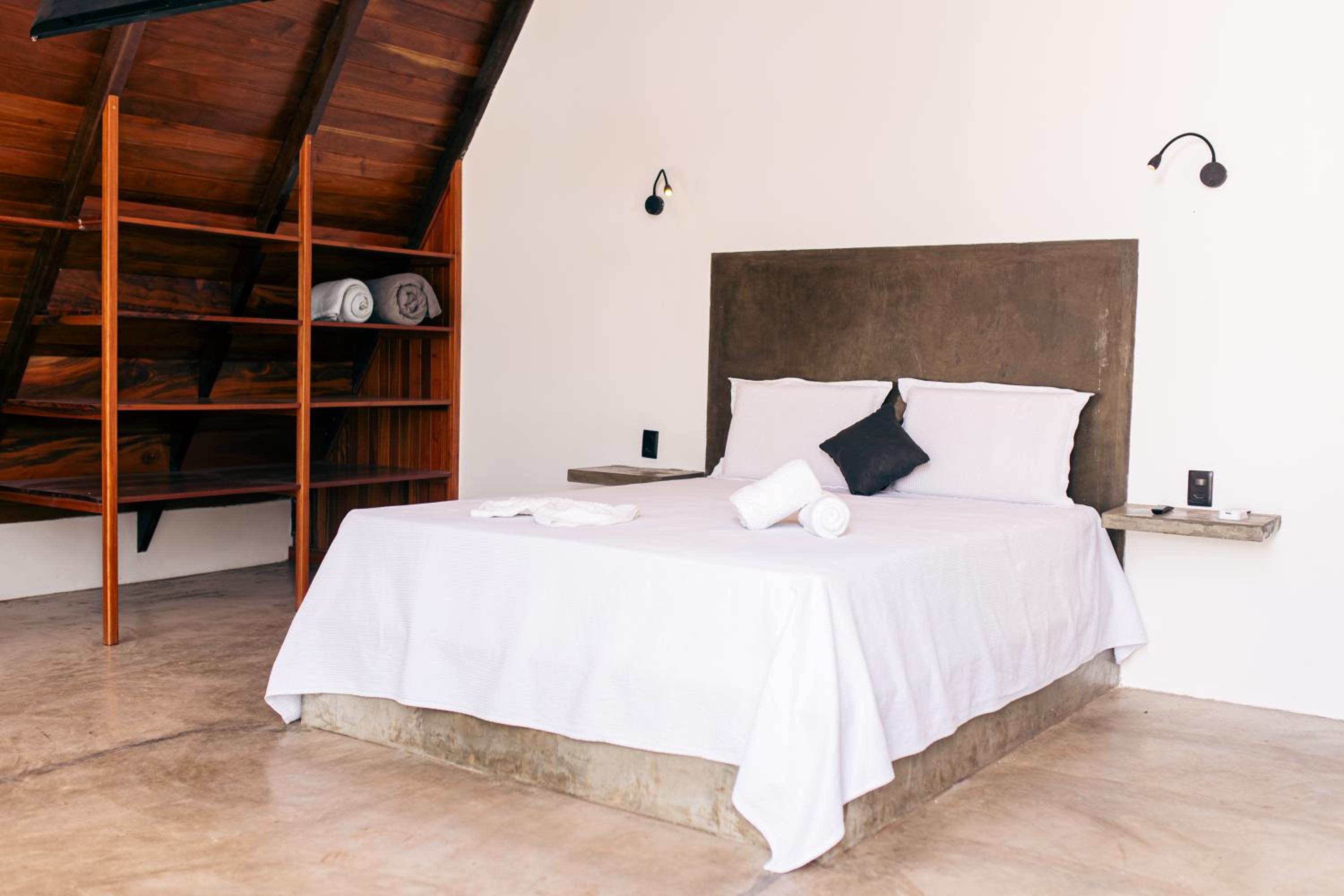 Deluxe Suite with Spa Bath