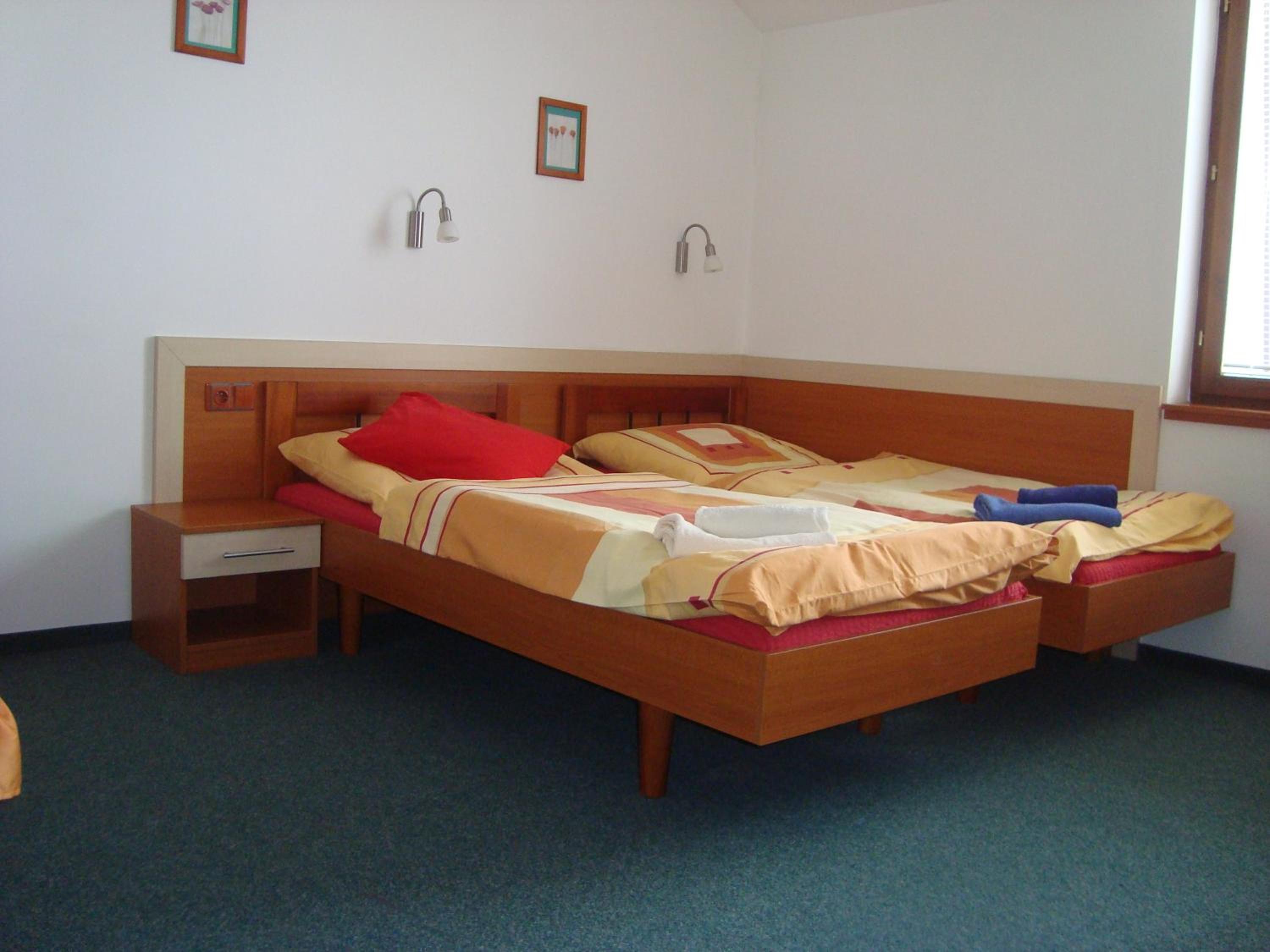 Twin Room - Photo 1