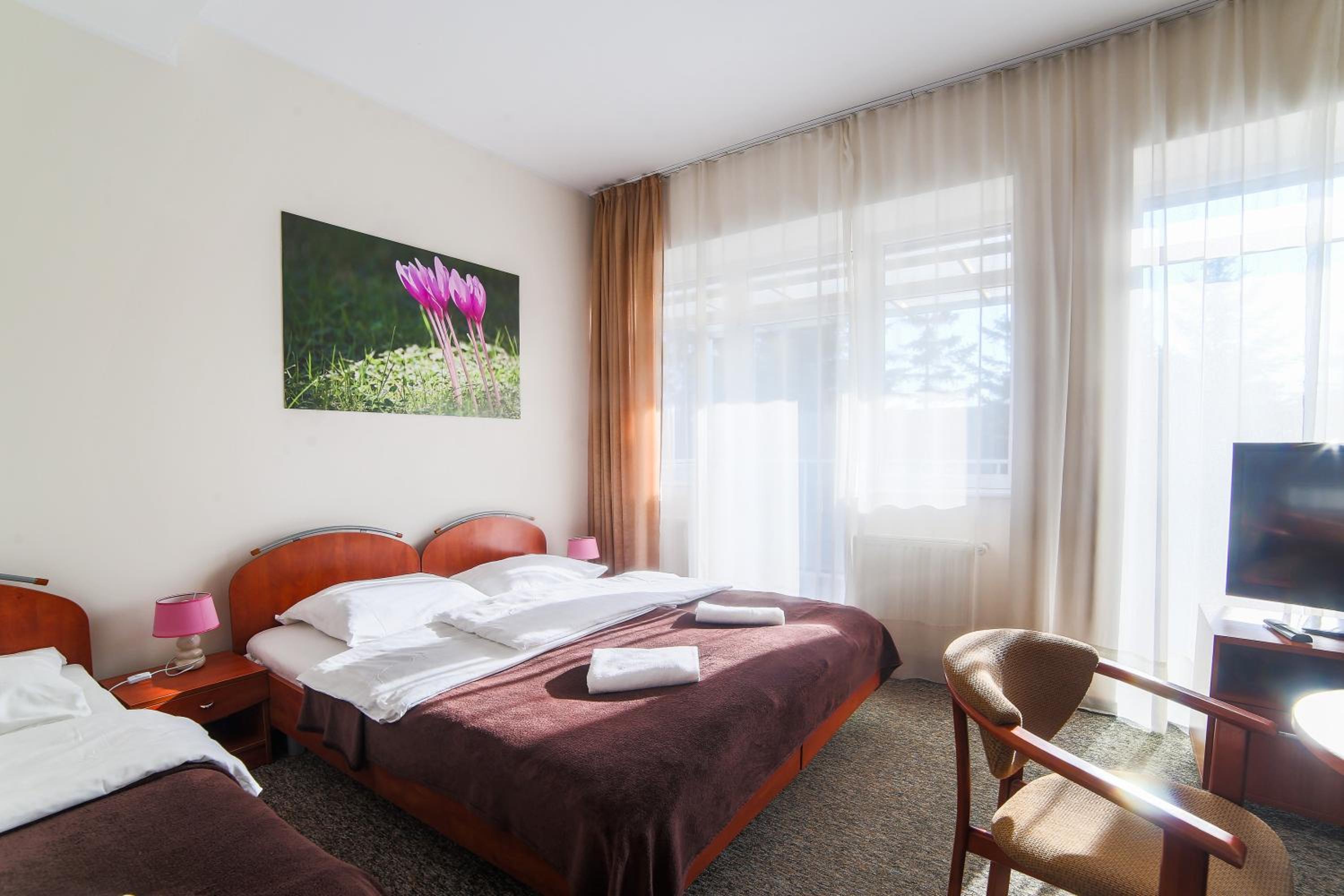 Quadruple Room with Balcony photo 1
