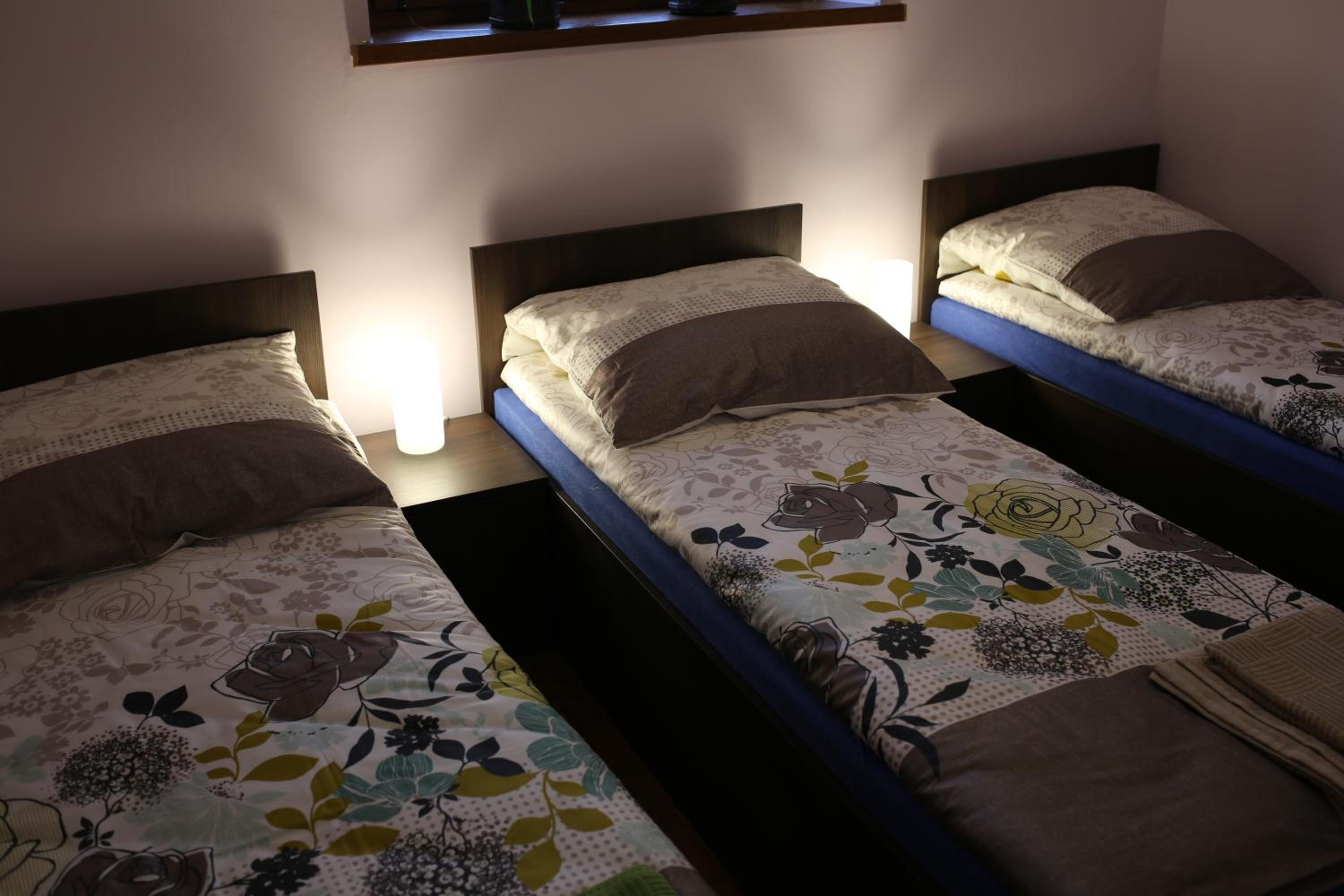 Deluxe Triple Room - Photo 7