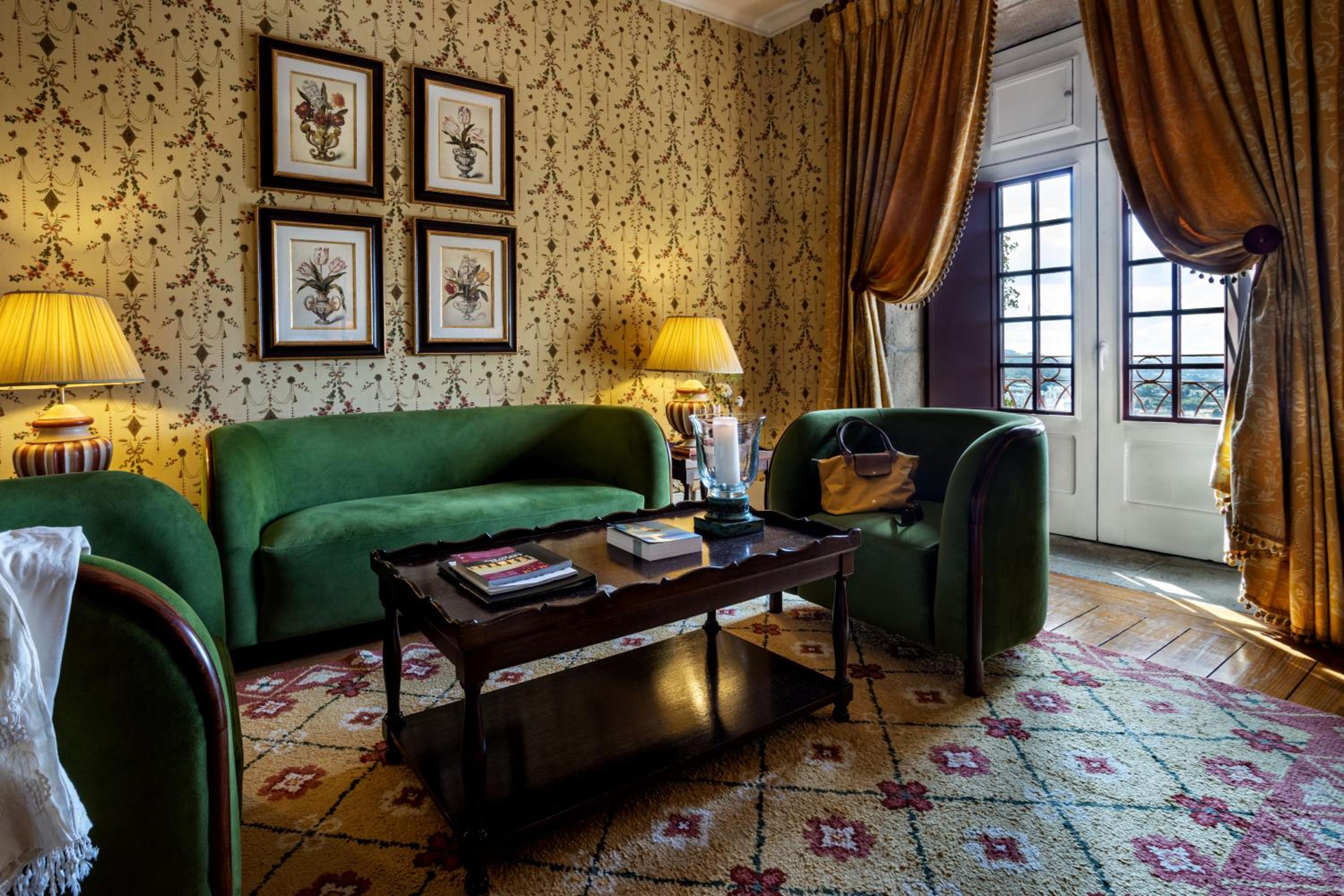 Master Suite thumbnail 6
