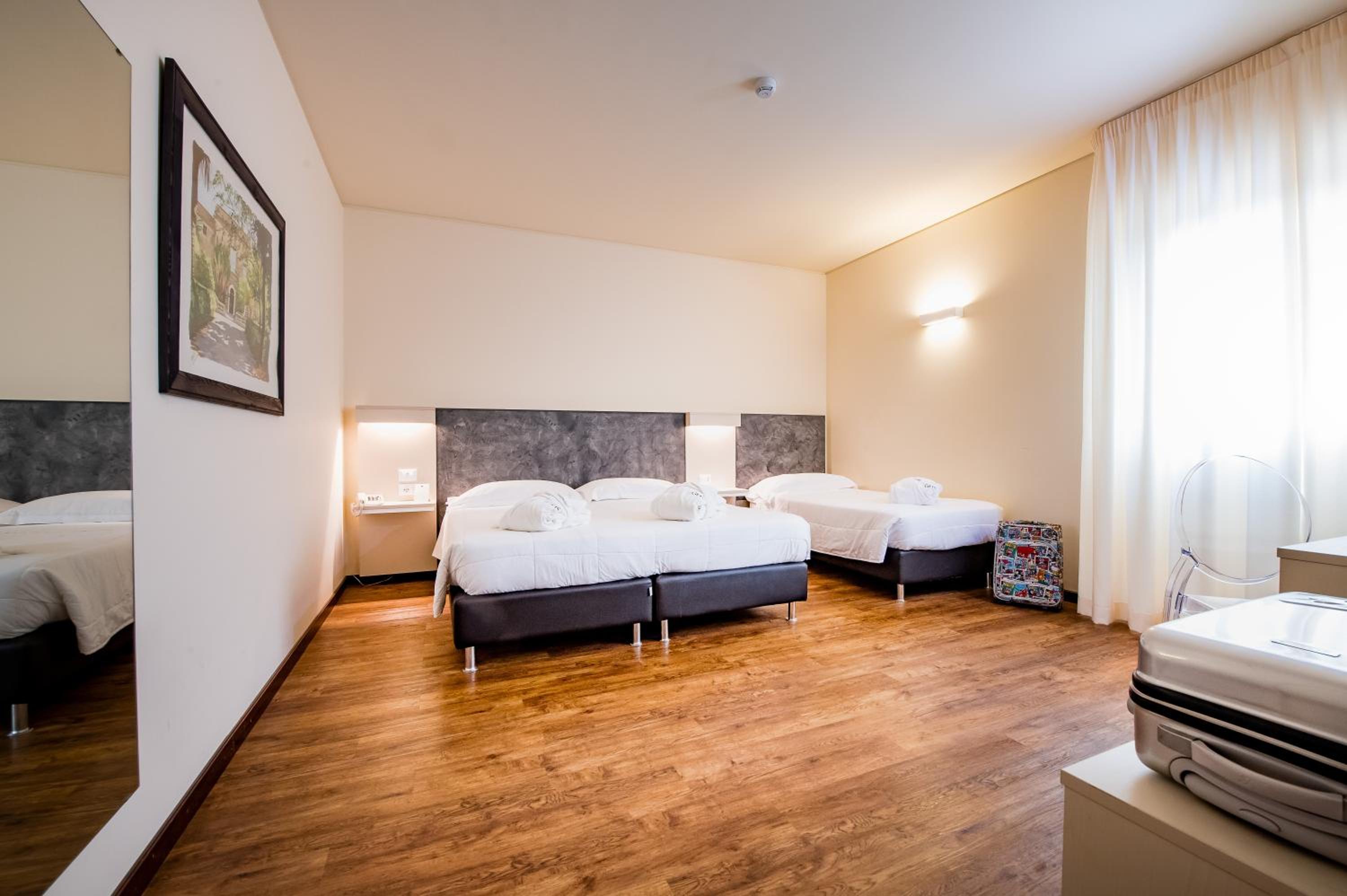 Superior Triple Room - Photo 1