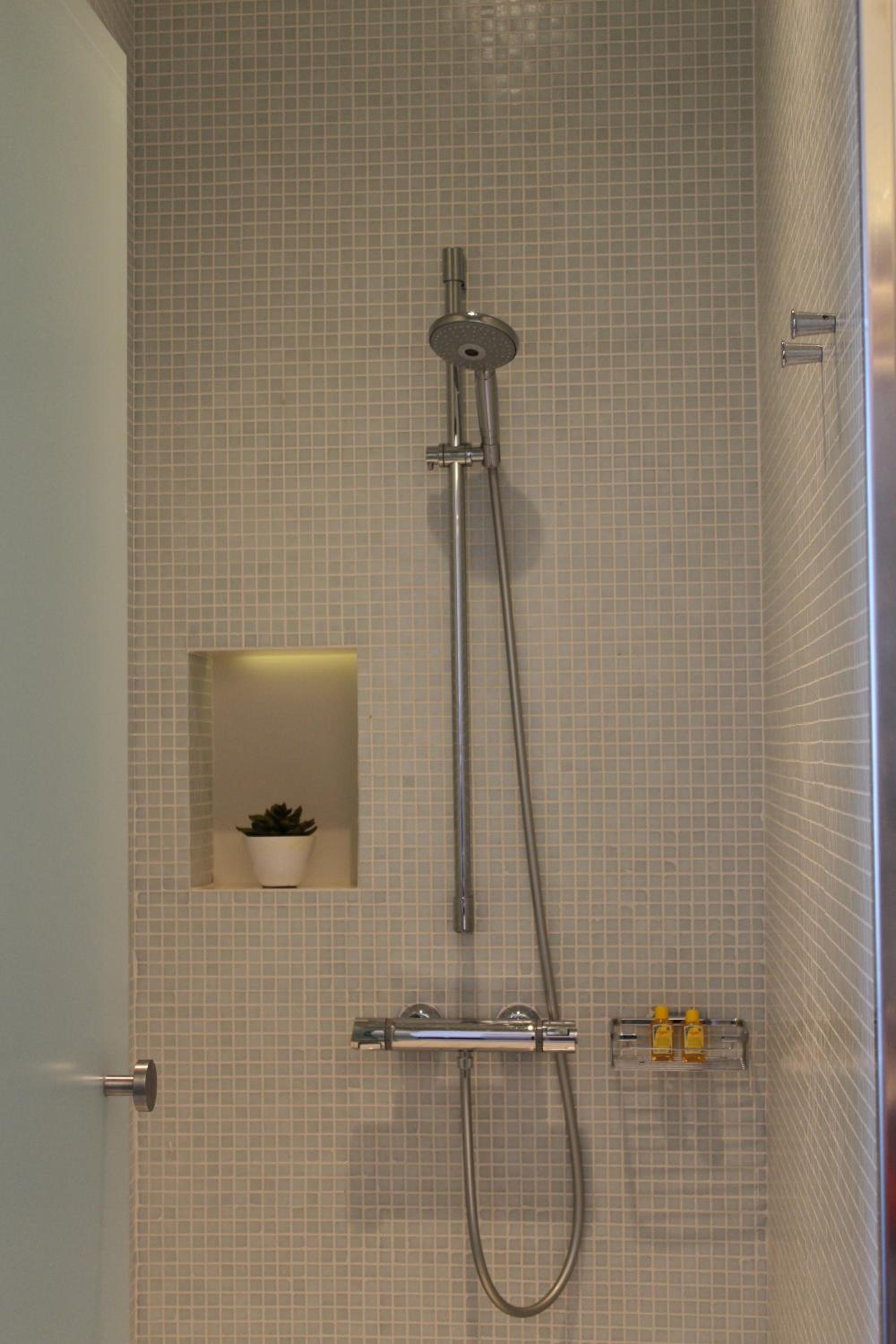Superior Double or Twin Room - Photo 4