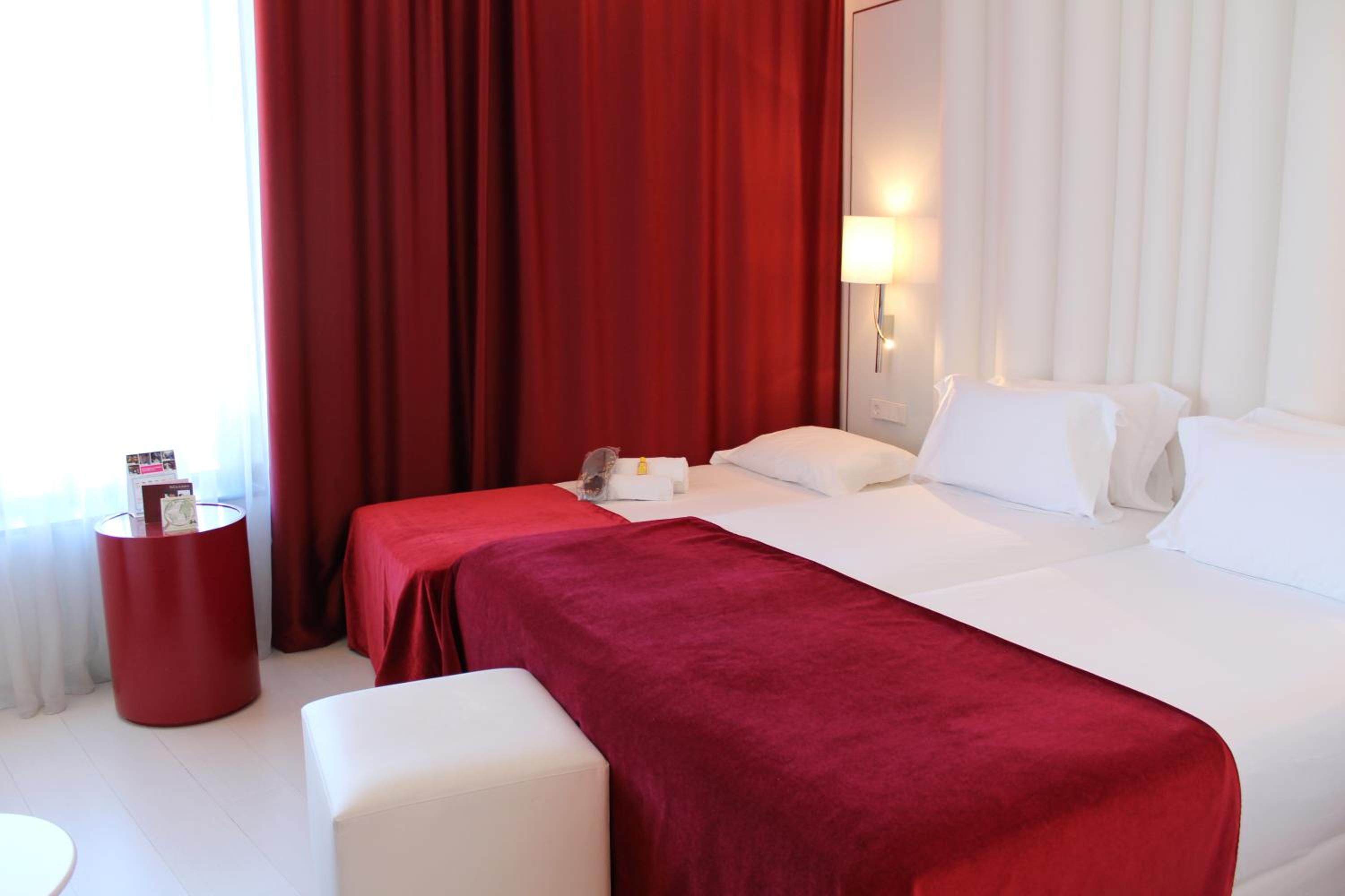 Habitación Doble Superior con Cama Extra