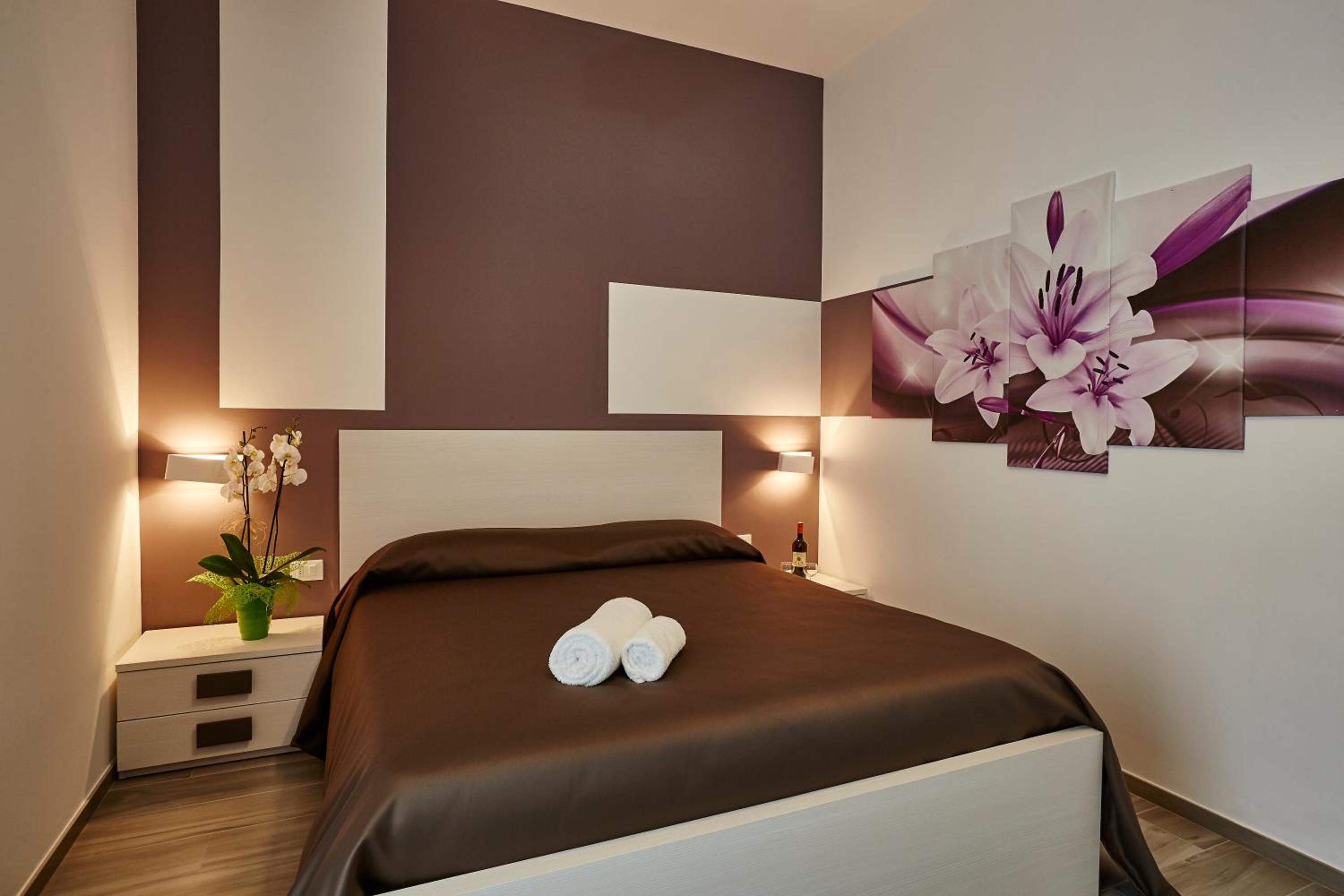 King Room with Balcony photo 3