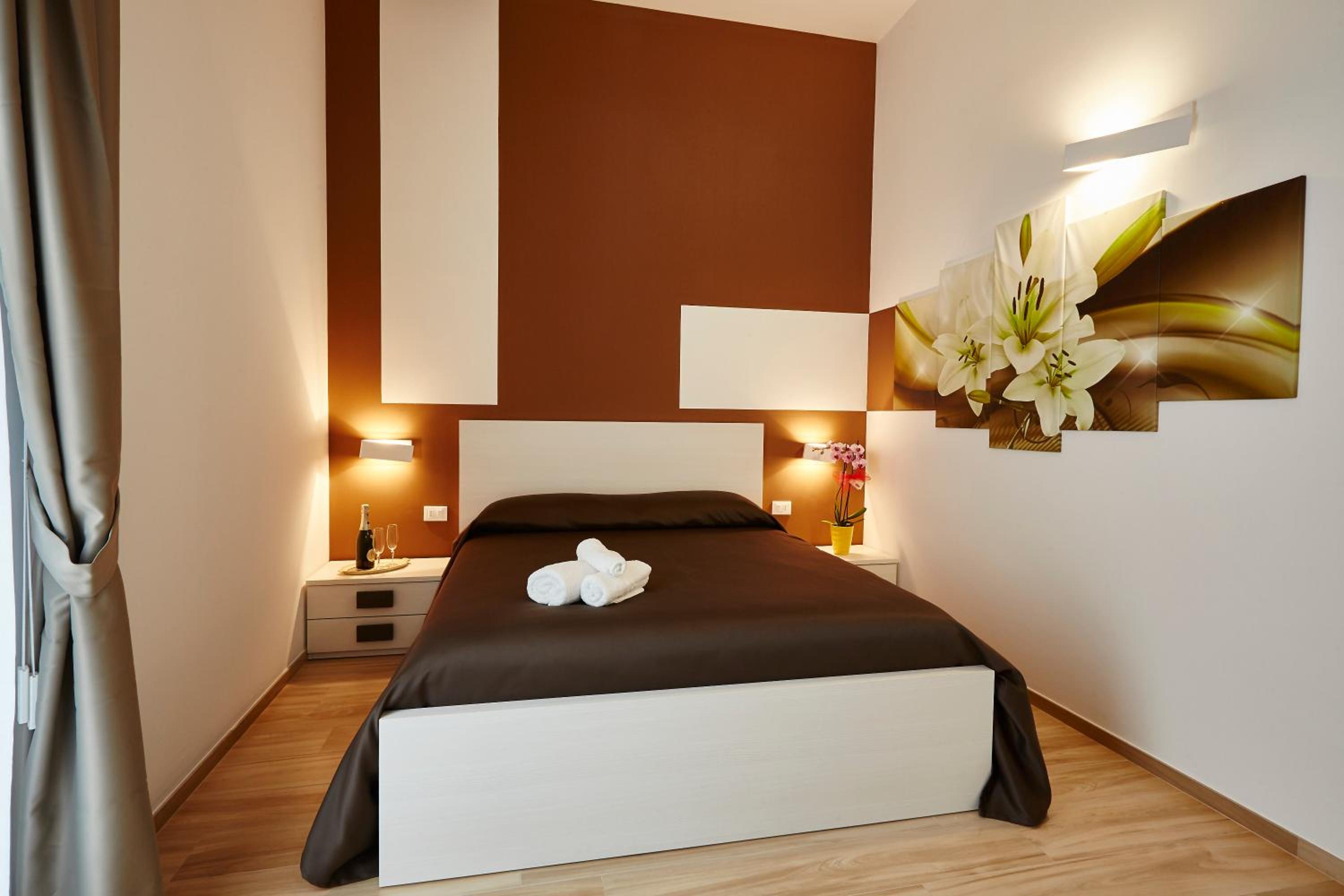 Standard King Room