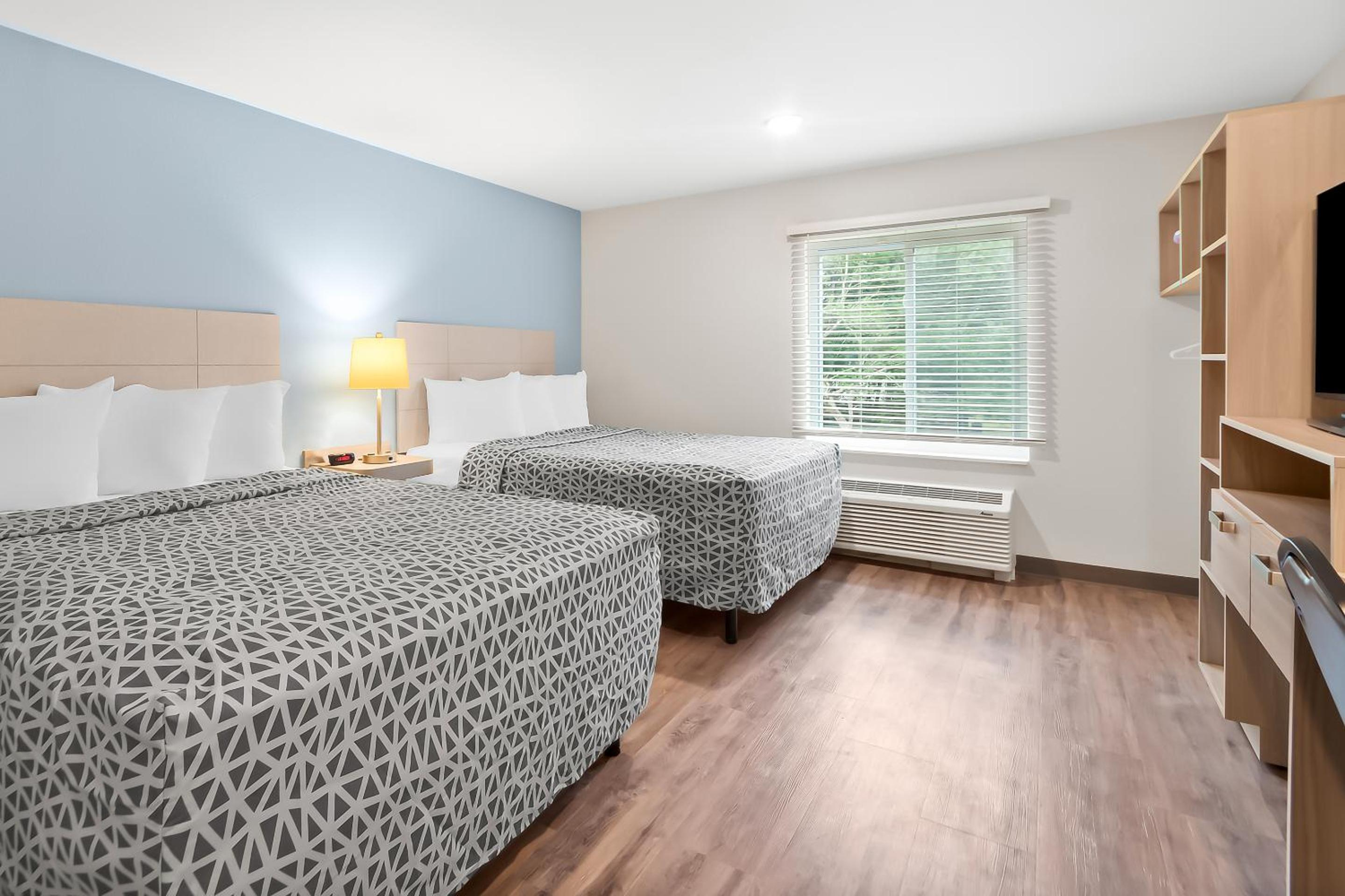 Queen Suite with Two Queen Beds - Non Smoking