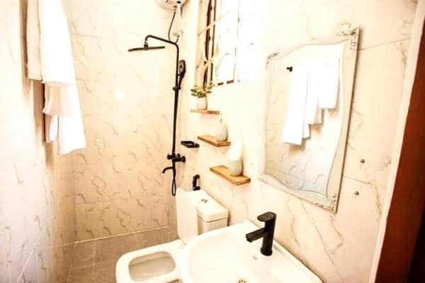 Double Room with Private Bathroom photo 3