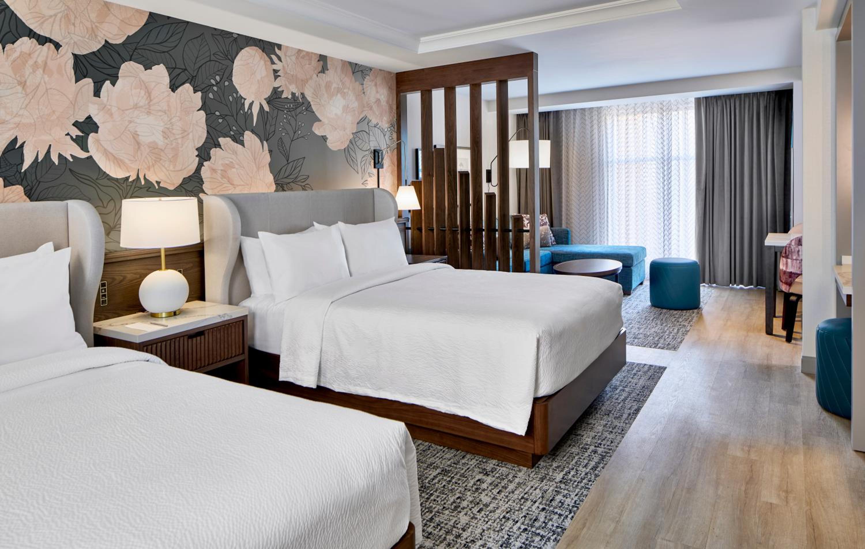 Elite Large Queen Room with Sofa bed