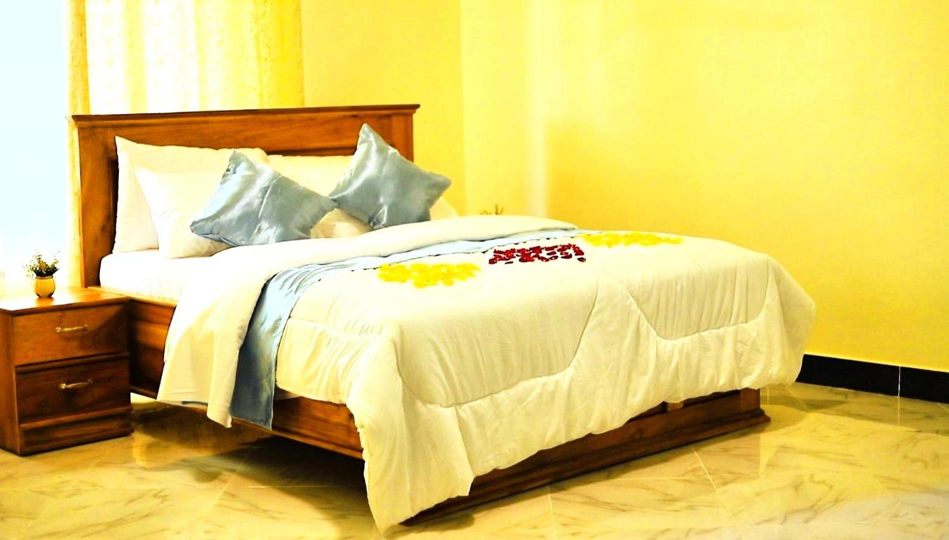 Double Room with Private Bathroom photo 2