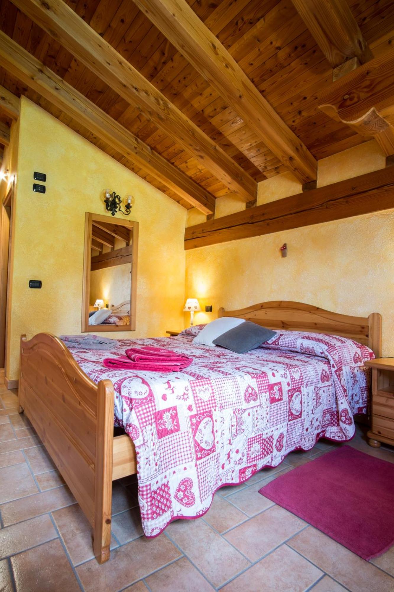 Deluxe Double Room with Extra Bed