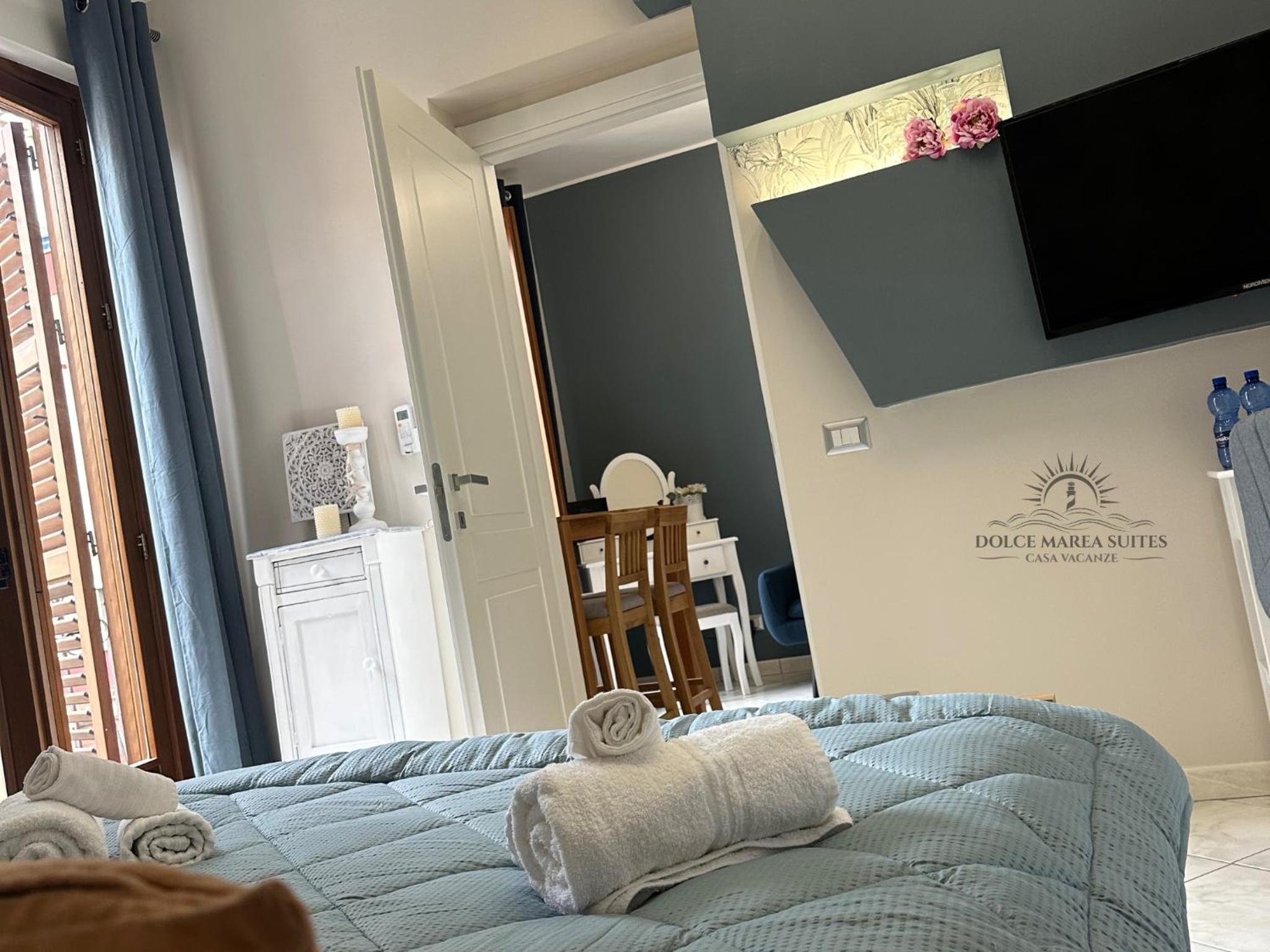 Superior King Suite photo 3