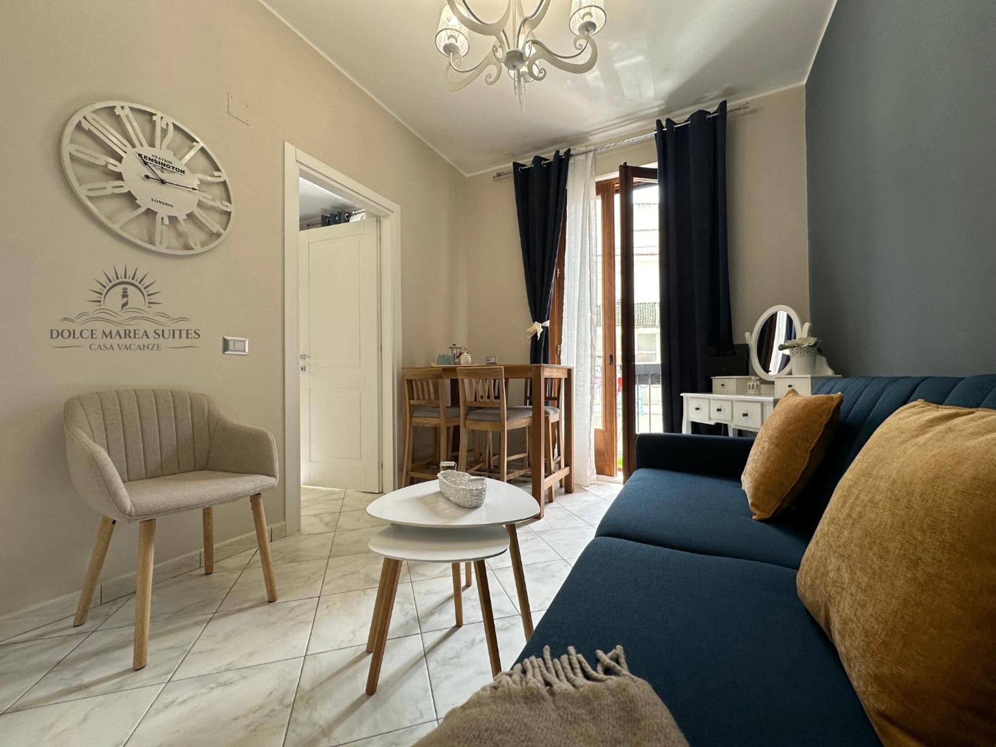Superior King Suite photo 2