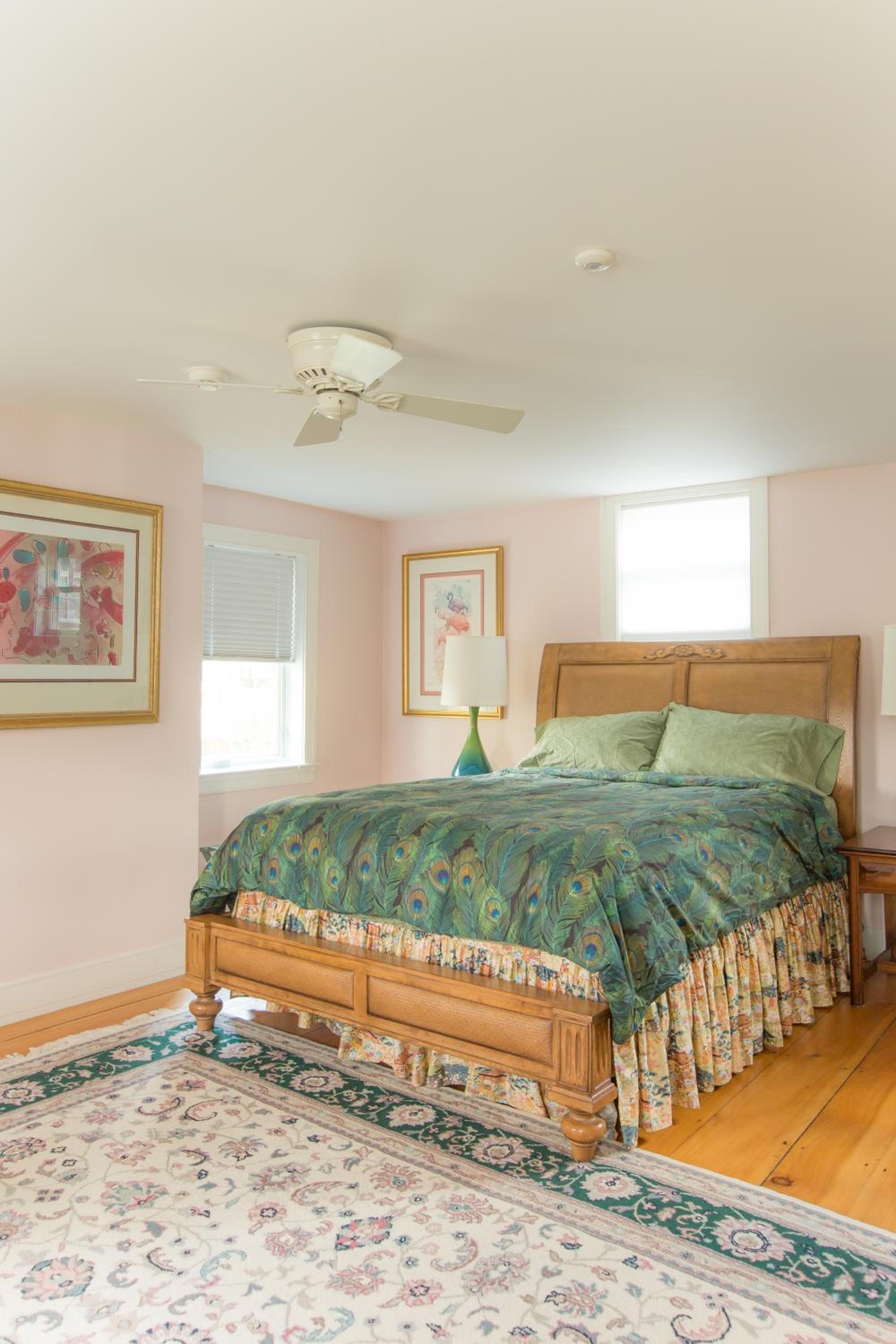 Queen Suite photo 2
