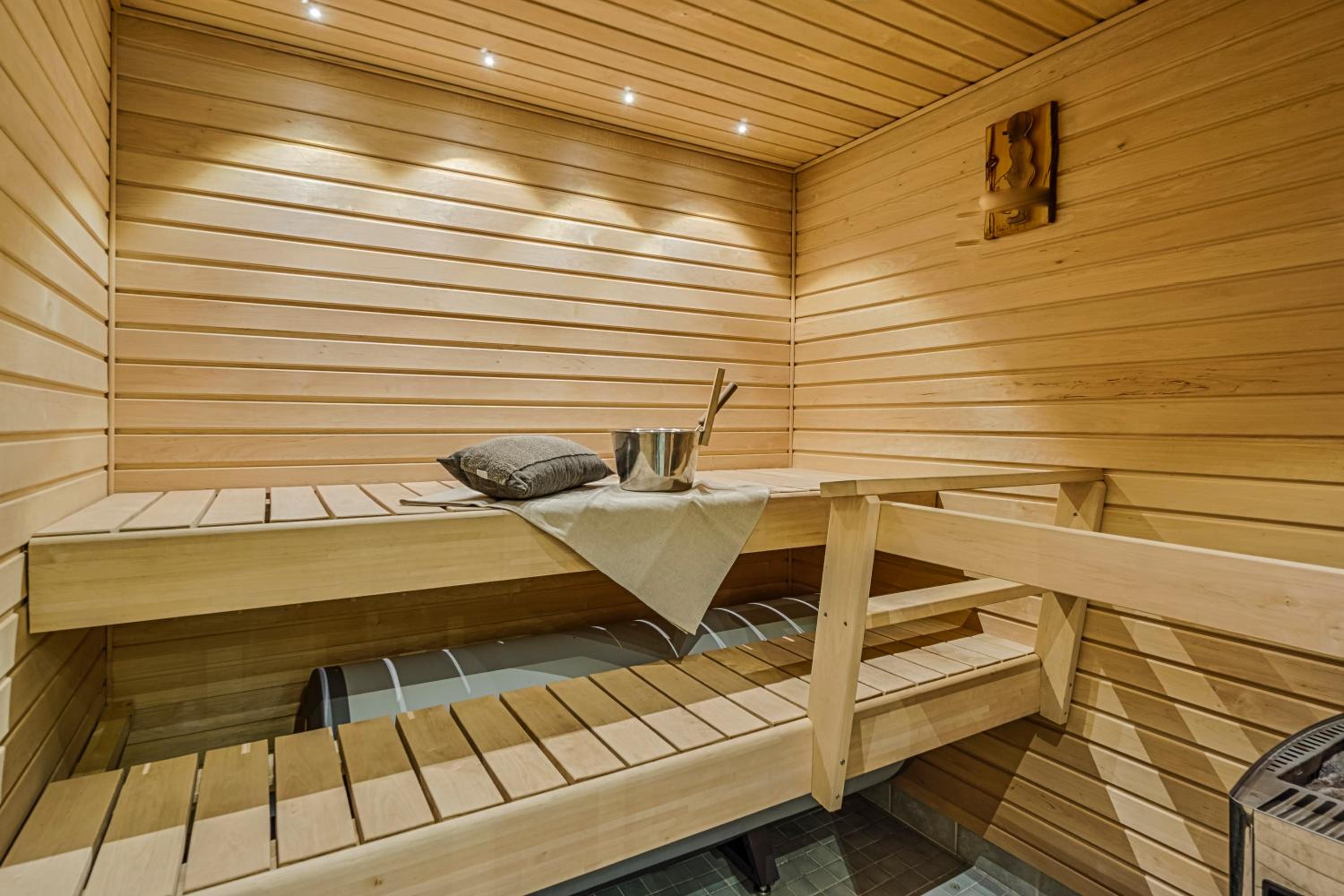 Five-Bedroom Chalet with Sauna photo 3