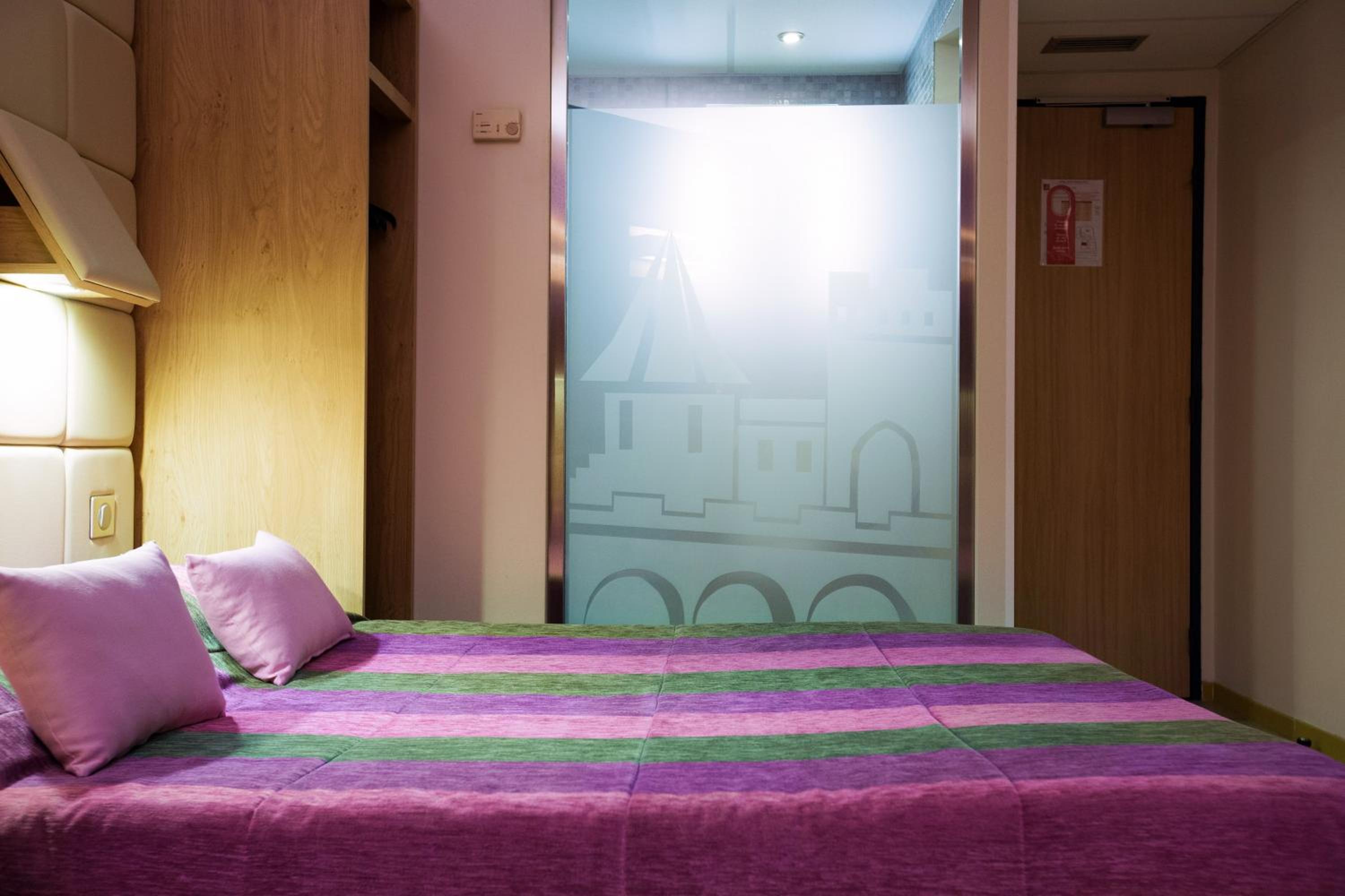Standard Double Room - Photo 1