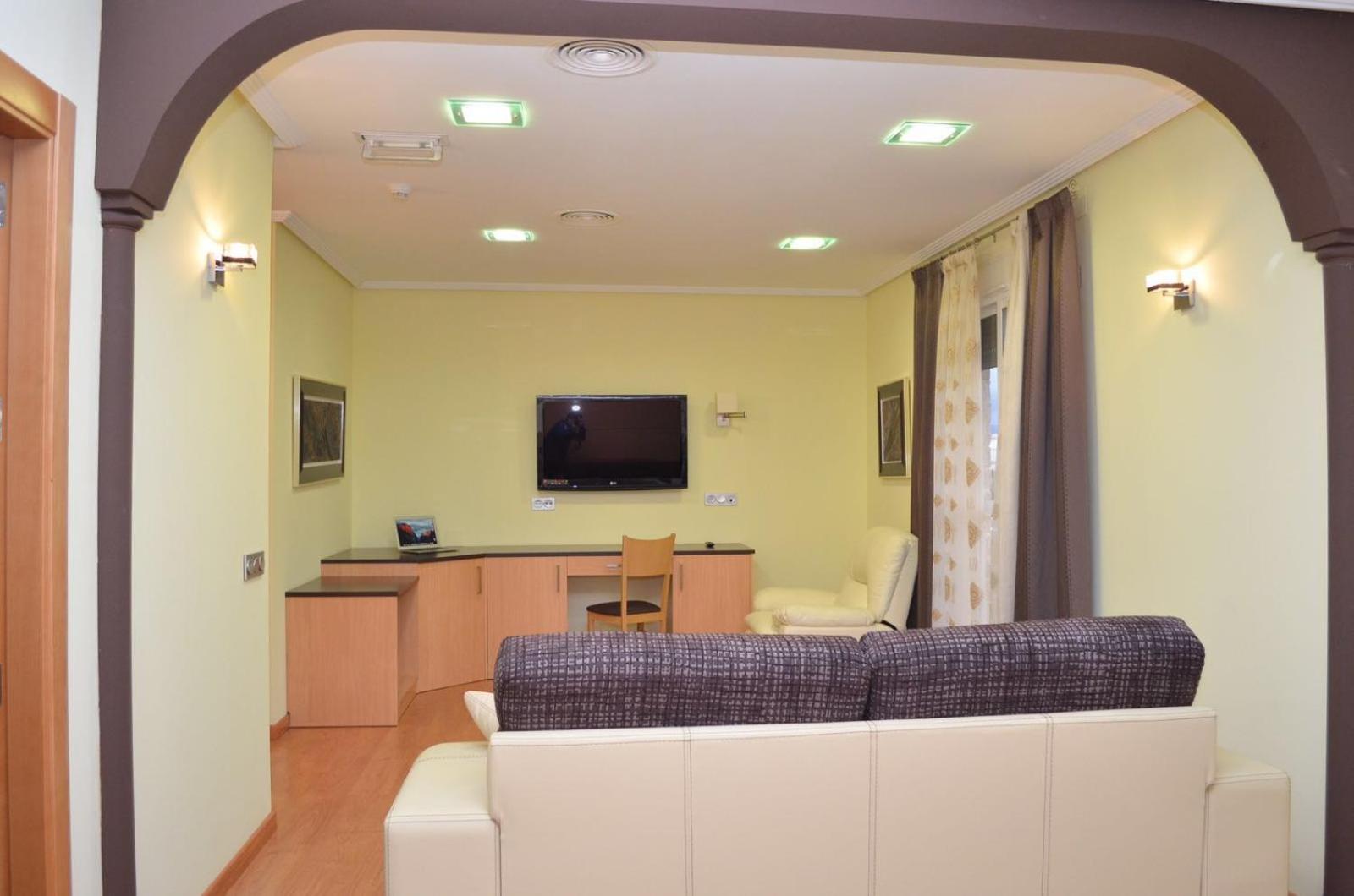 Deluxe Double Room - Photo 5