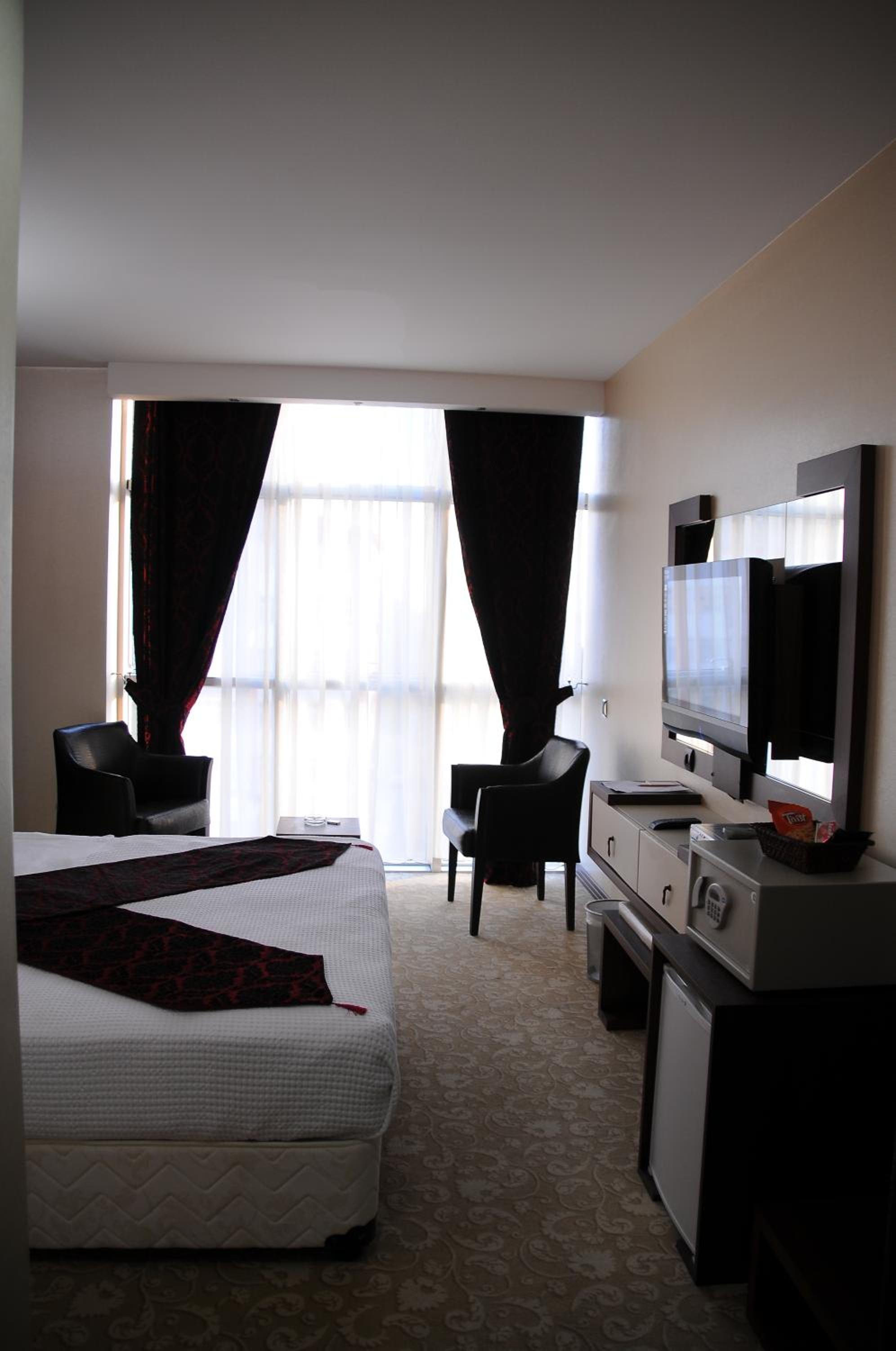 Standard Double Room photo 2