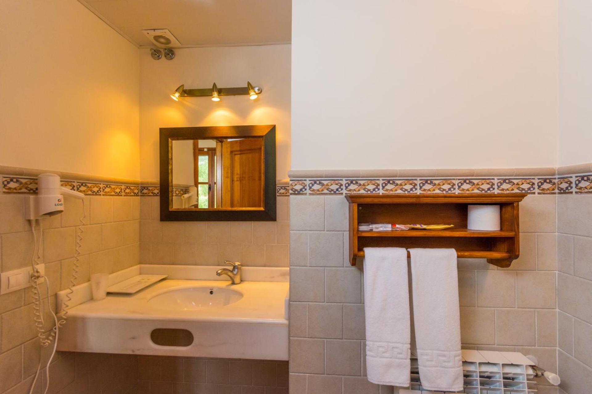 Superior Double Room - Photo 3