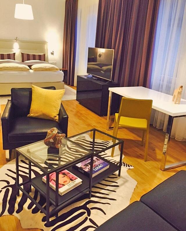 Suite - Photo 6