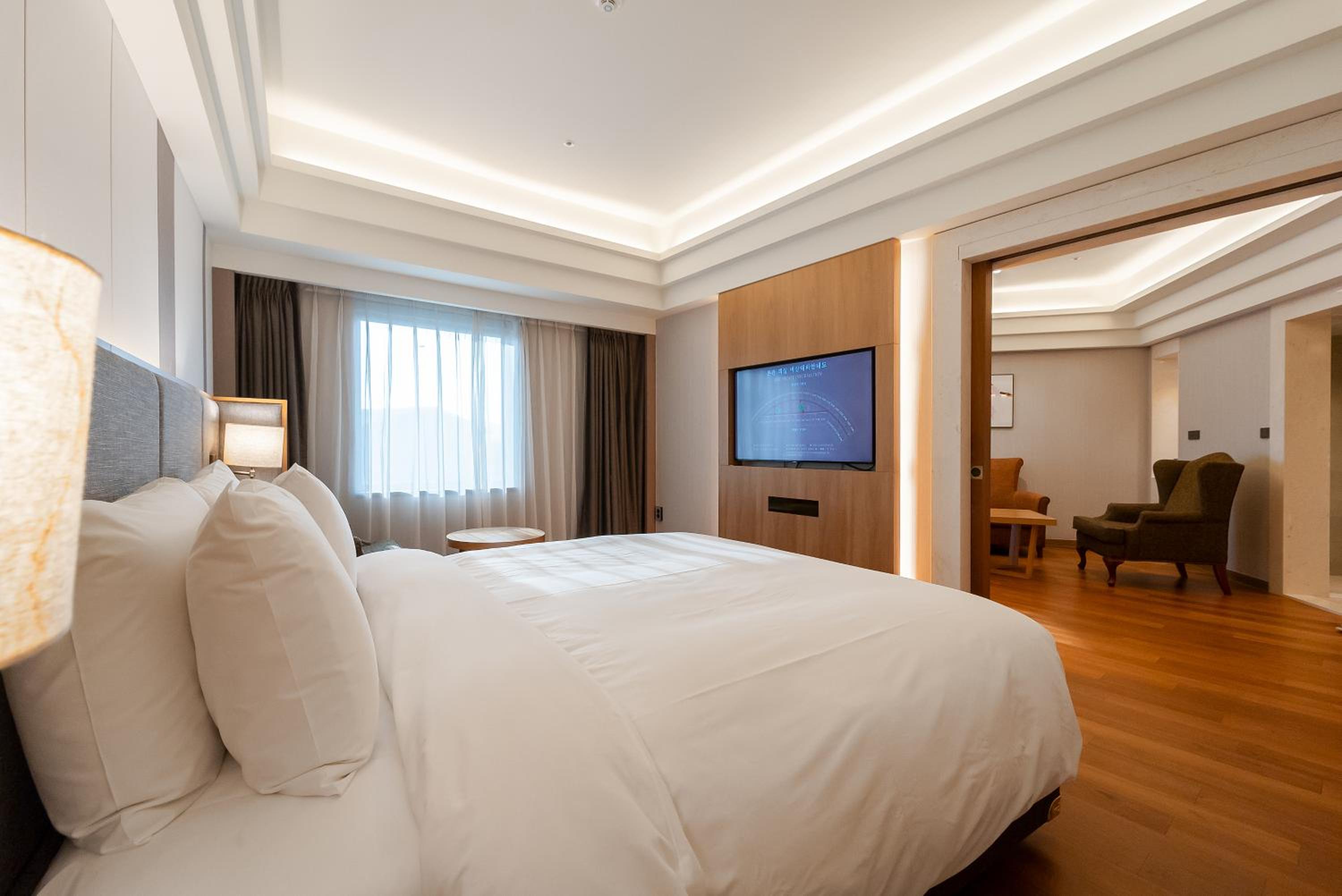 Inter Junior Suite photo 2