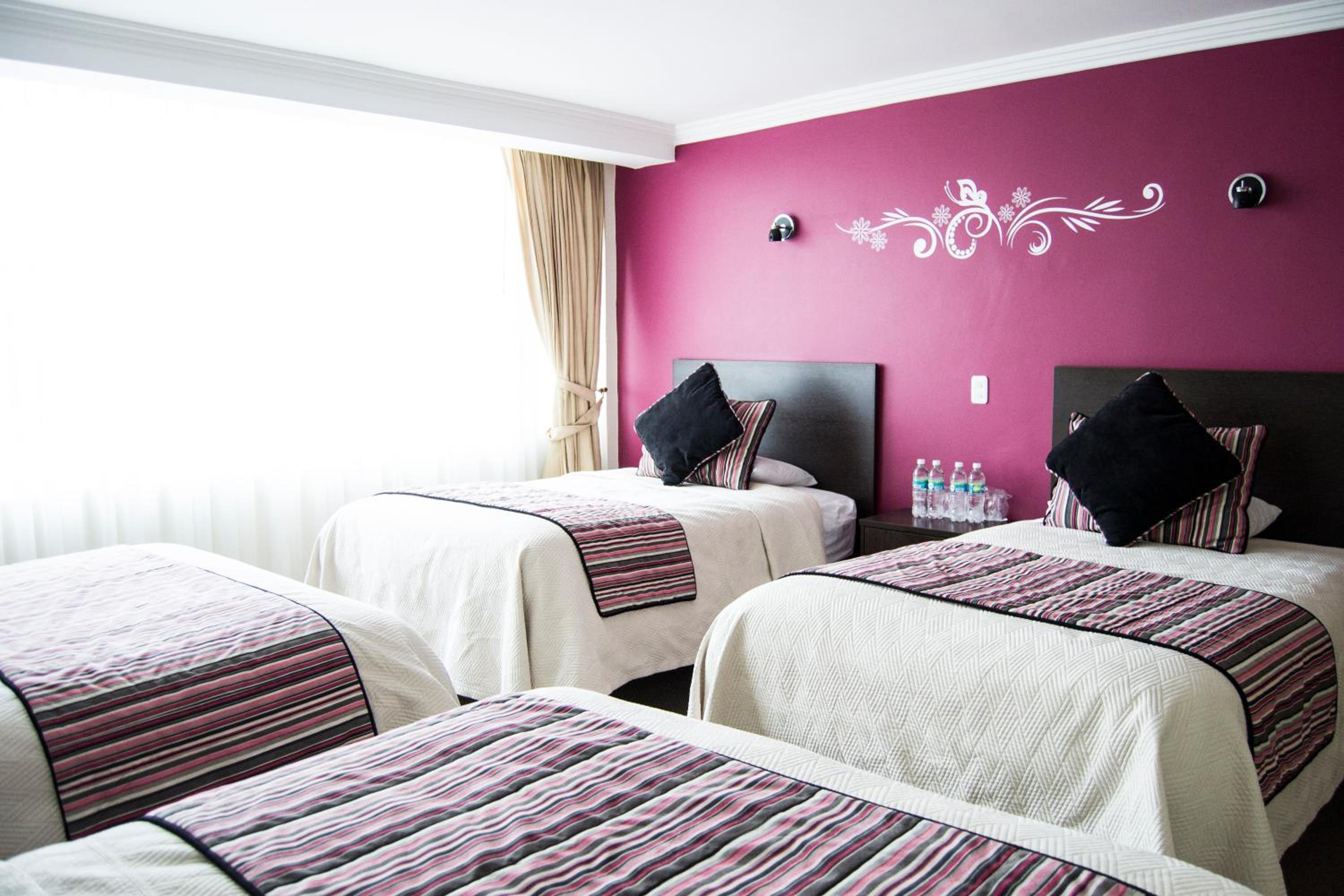 Standard Double Room with Two Double Beds photo 3