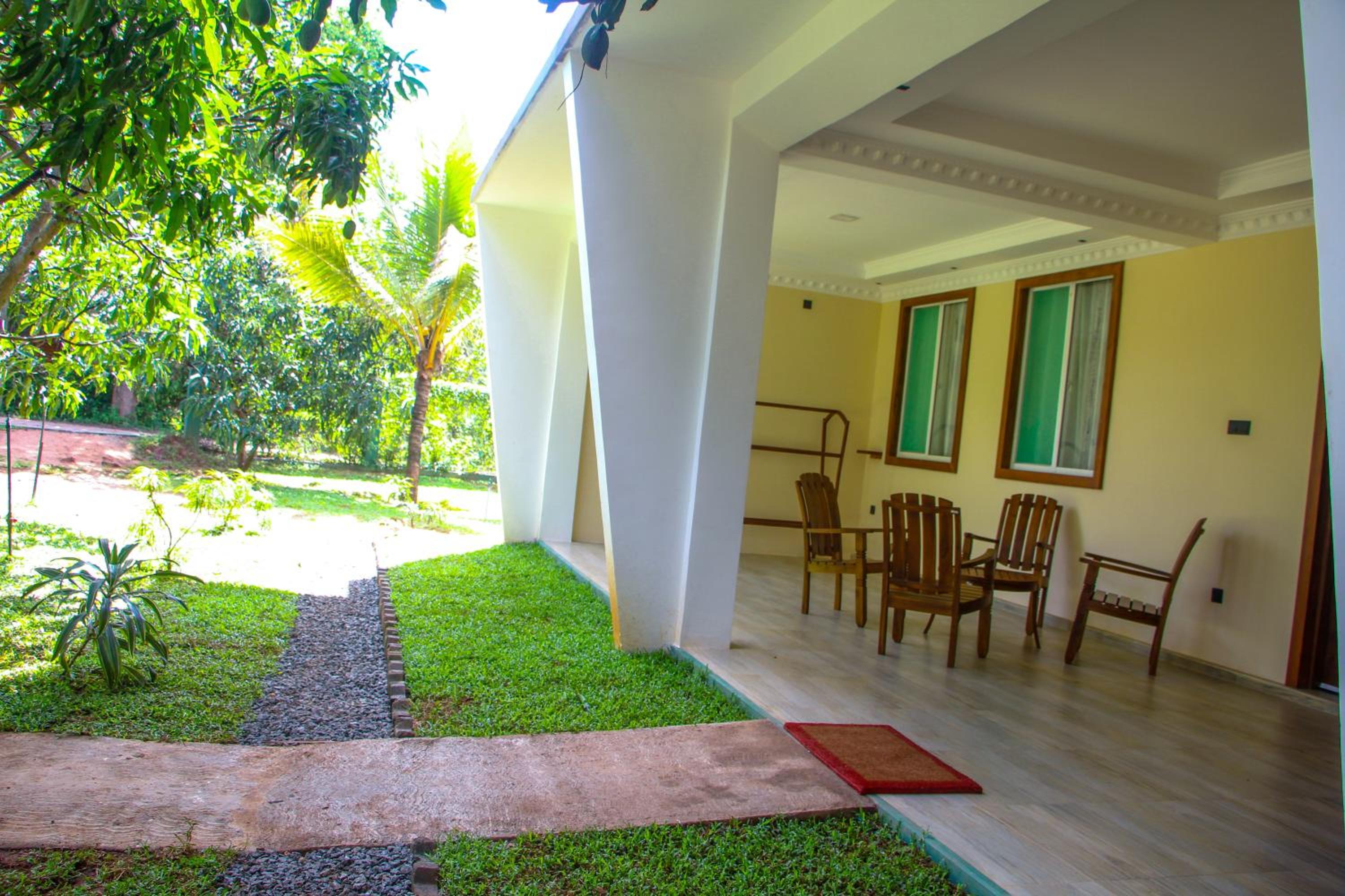 Villa with Private Jacuzzi photo 2
